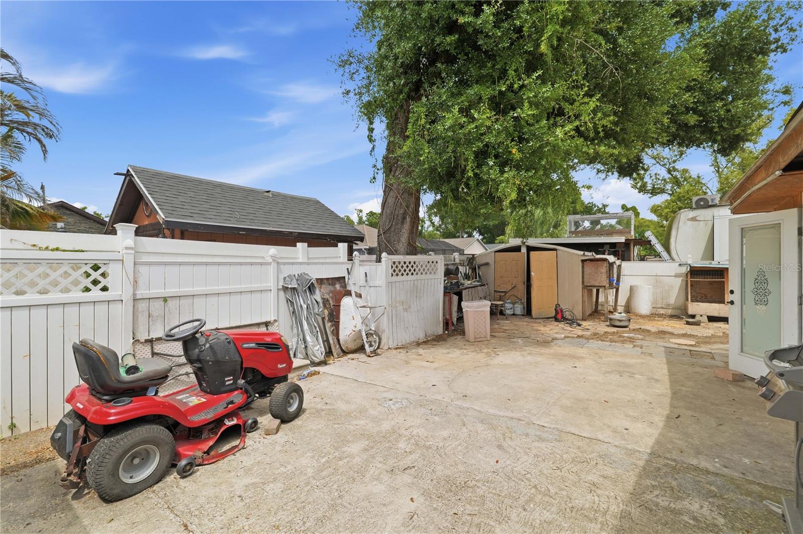 1309 W Arctic St Property Photo 16