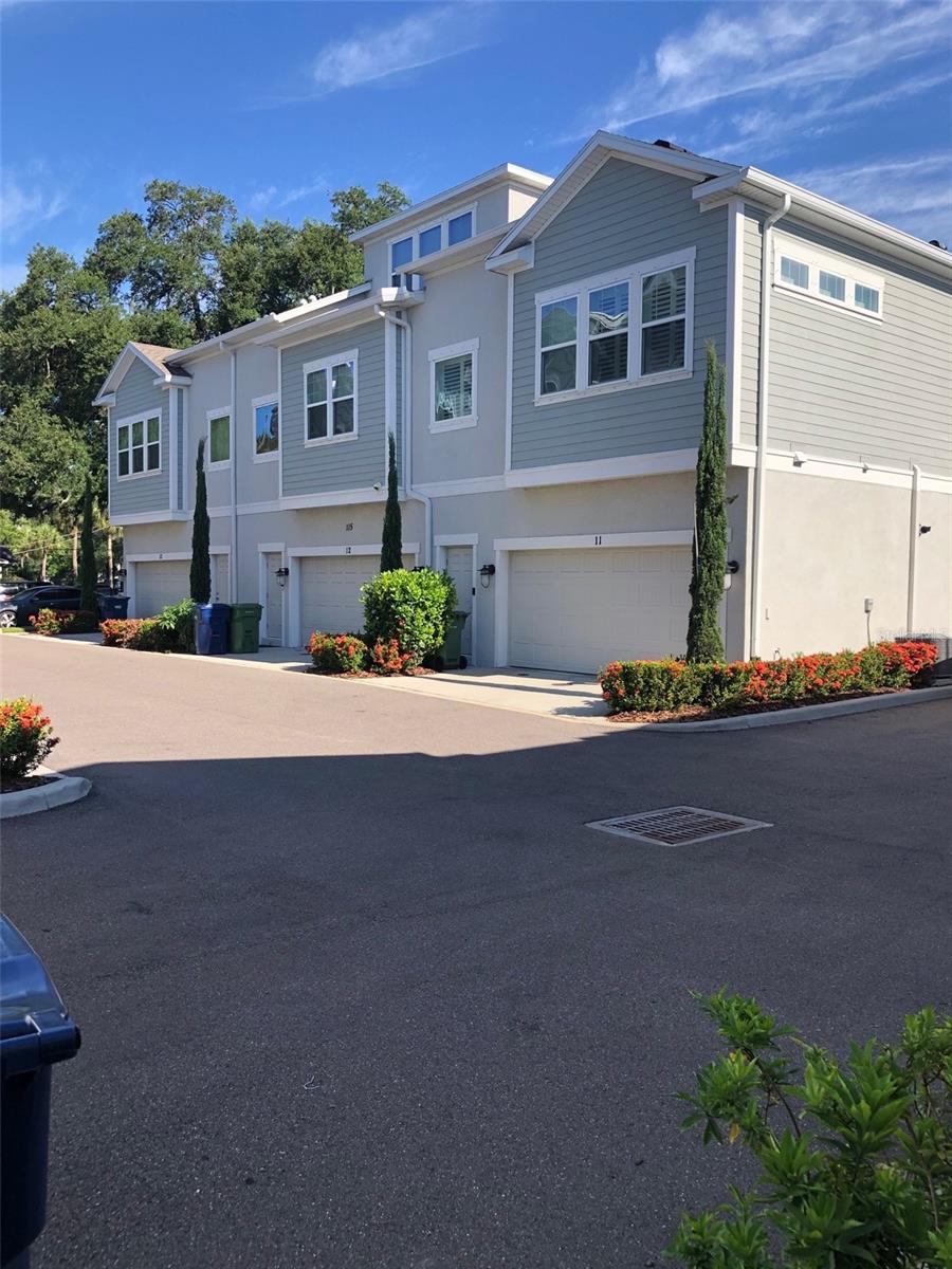 115 N Arrawana Ave #7 Property Photo 1