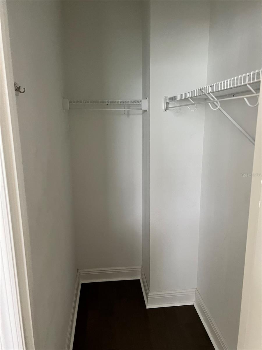 115 N Arrawana Ave #7 Property Photo 19