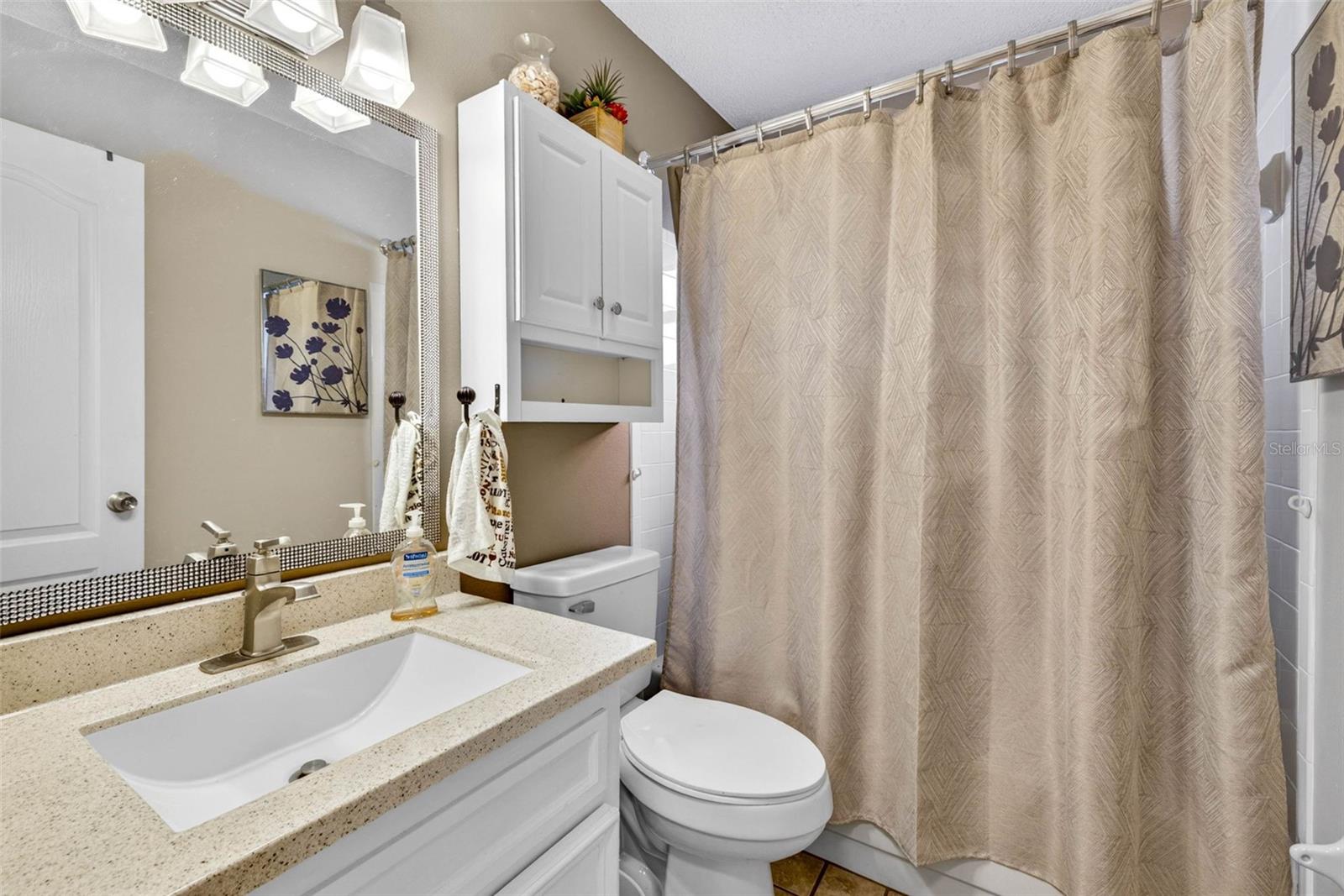 8429 Jacqueline Ct Property Photo 25