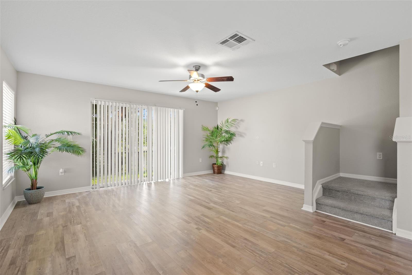 10924 Johanna Ave Property Photo 16