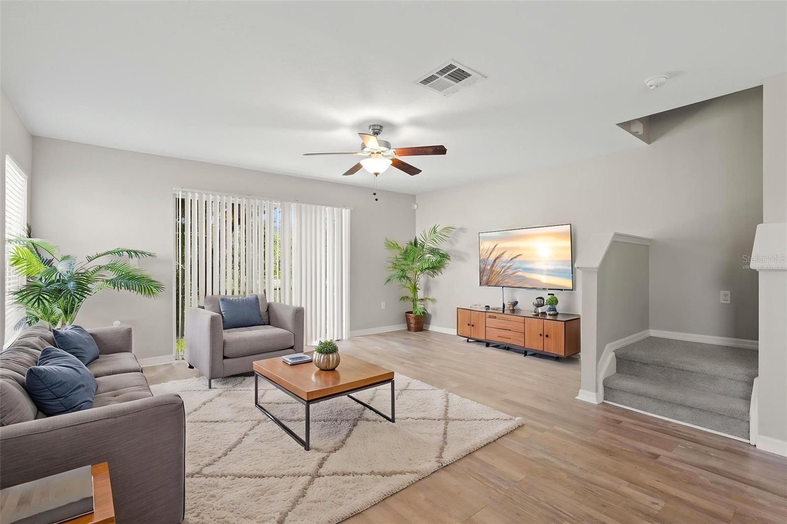 10924 Johanna Ave Property Photo 17