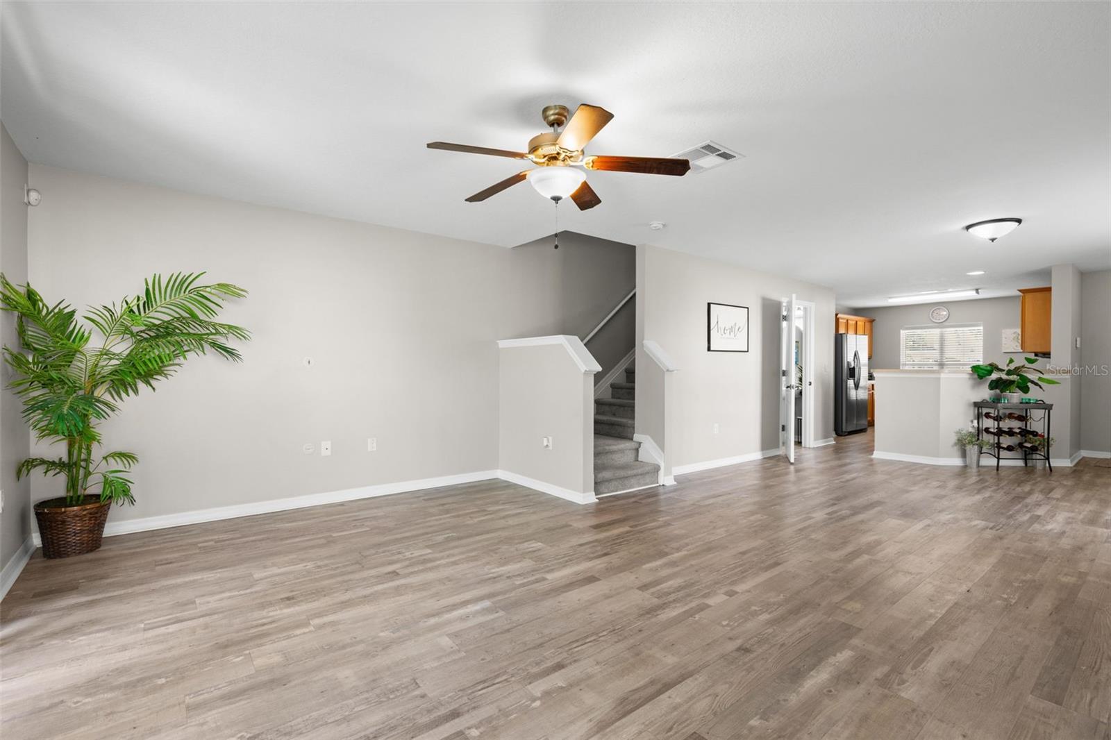 10924 Johanna Ave Property Photo 19