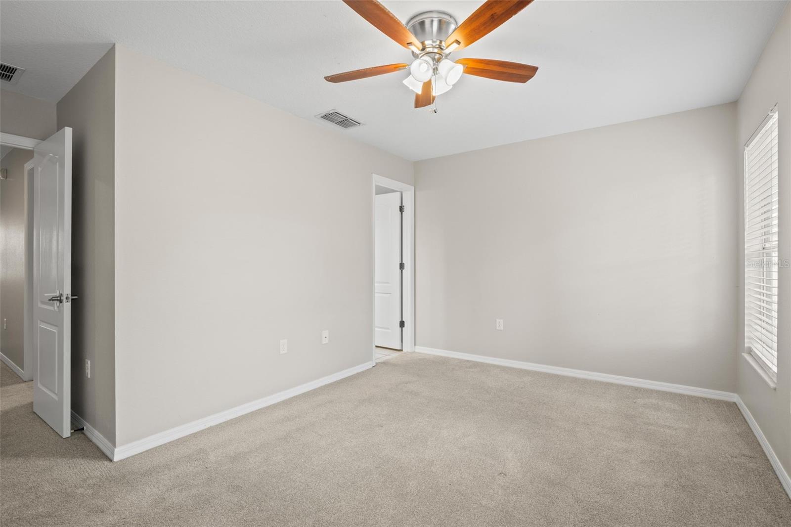 10924 Johanna Ave Property Photo 25