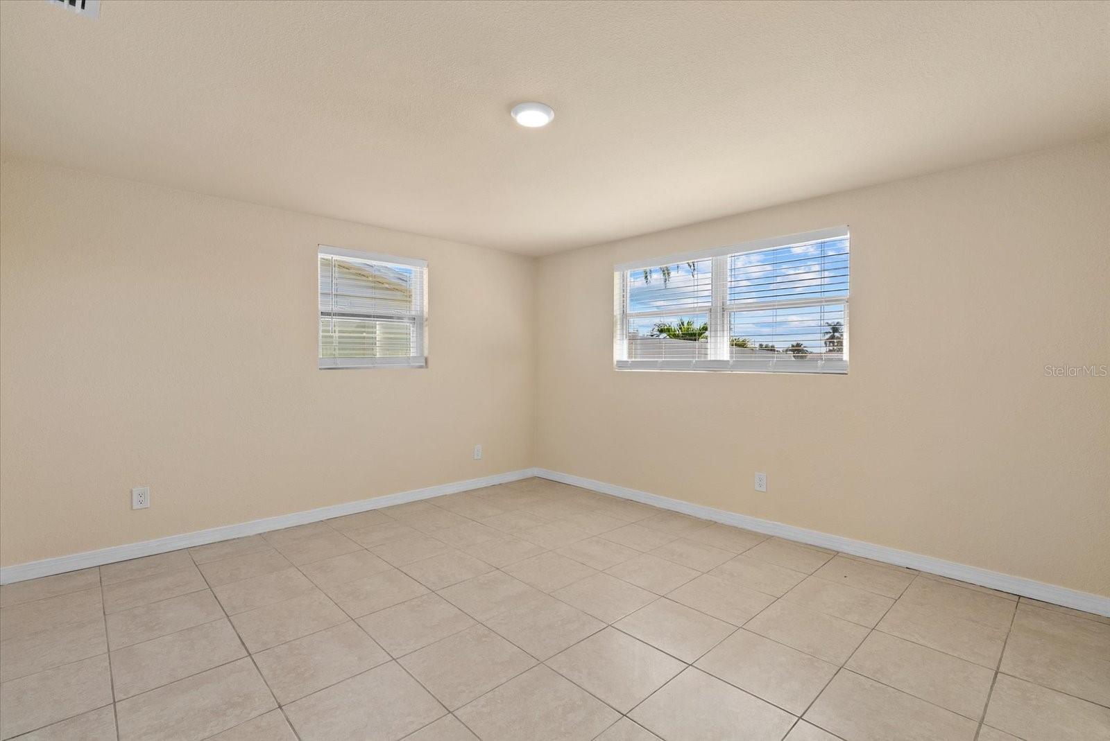 2146 Society Dr Property Photo 20
