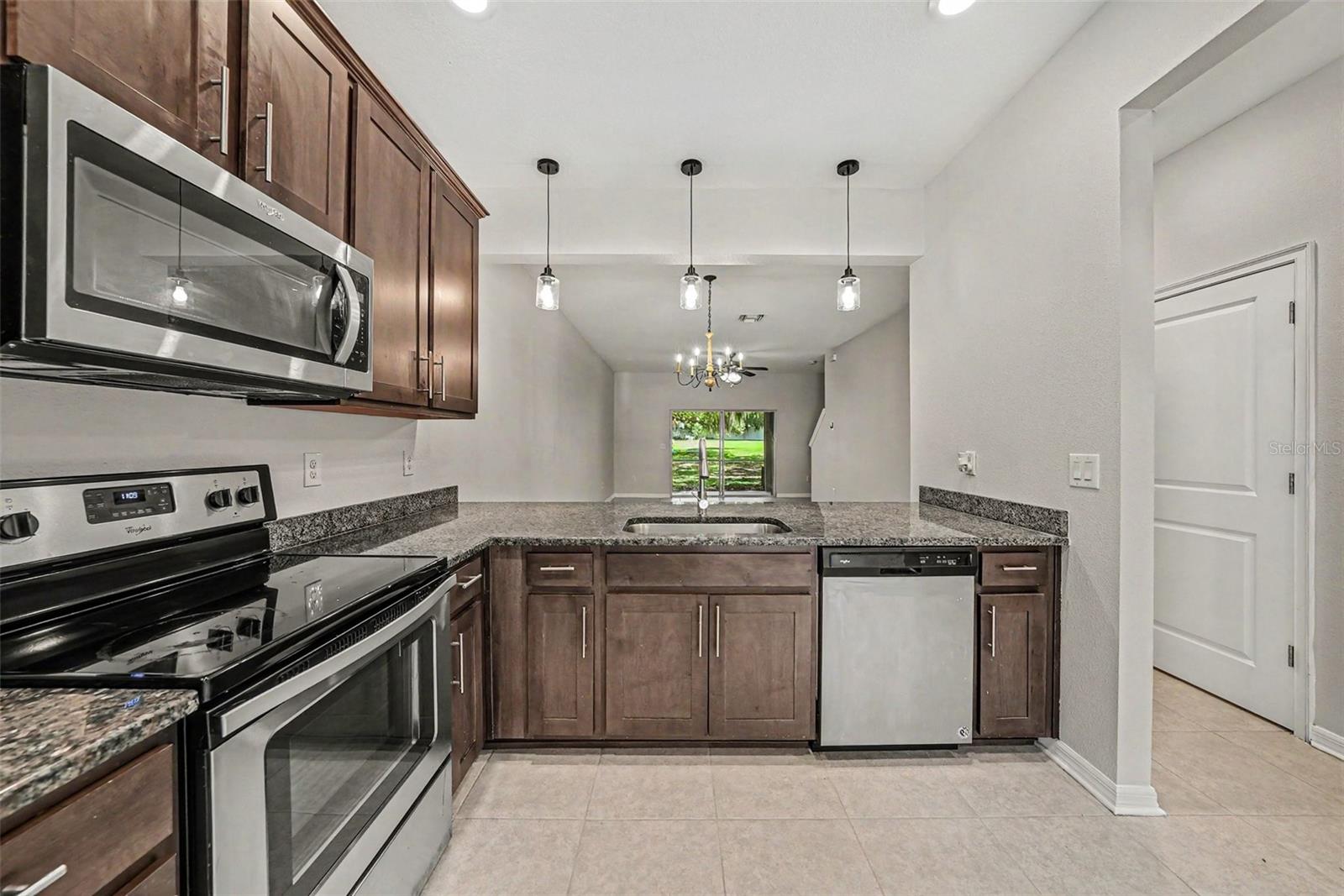 1124 Hillhurst Dr Property Photo 13