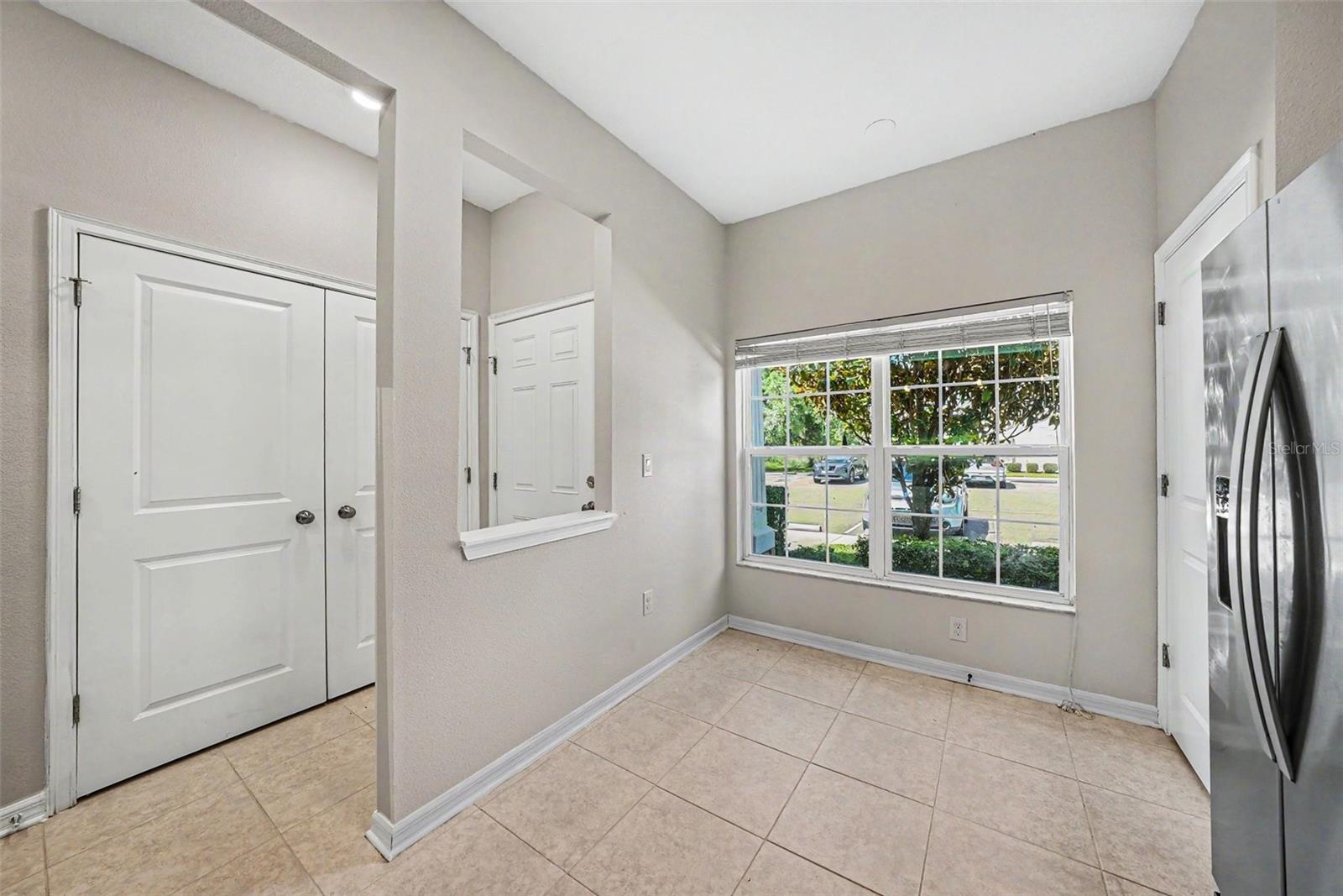 1124 Hillhurst Dr Property Photo 15