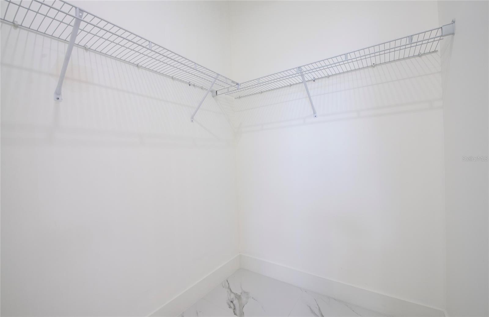 12027 Villa Rd Property Photo 32