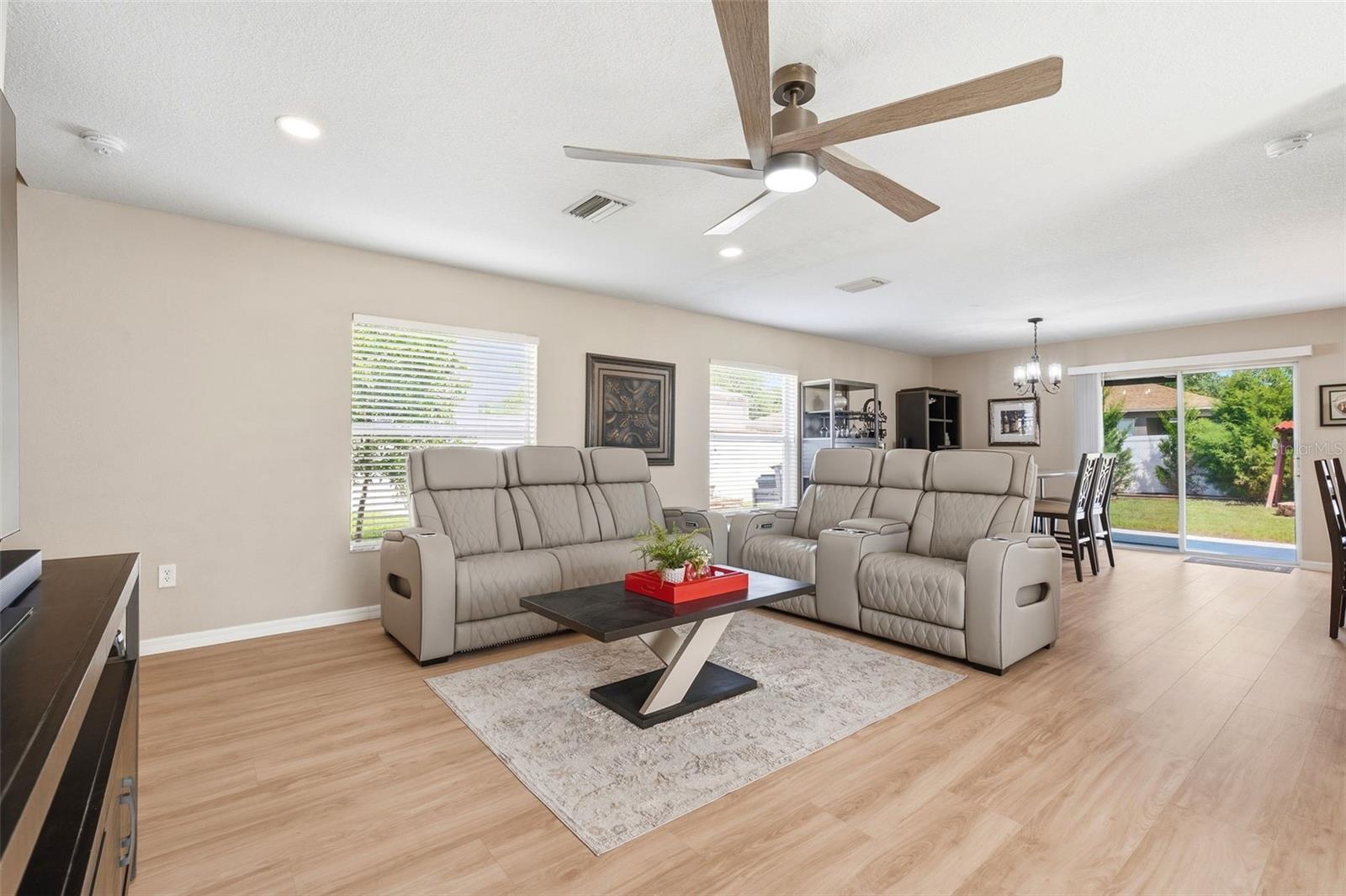 12442 Saulston Pl Property Photo 5