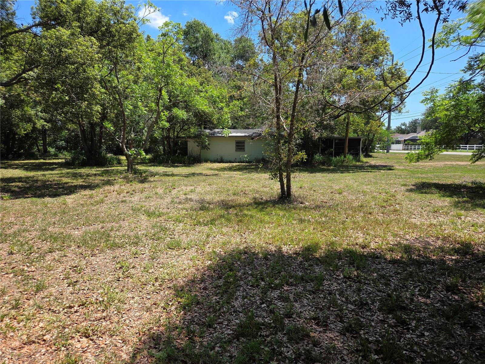 3810 E Lumsden Rd Property Photo 3