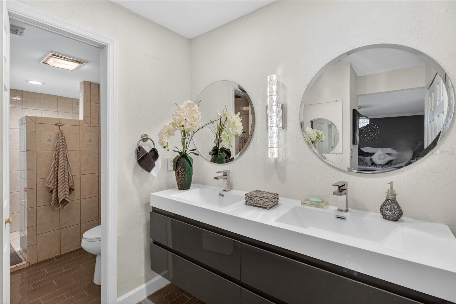 240 Windward Psge #1004 Property Photo 43