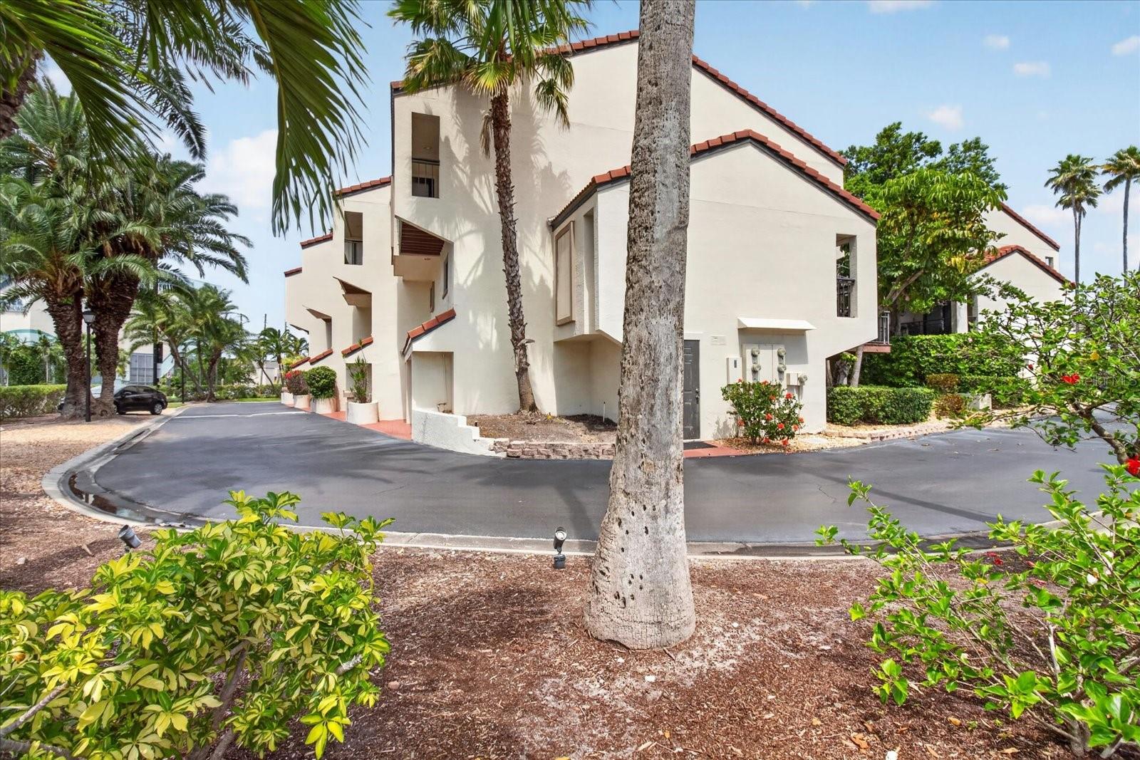 240 Windward Psge #1004 Property Photo 76