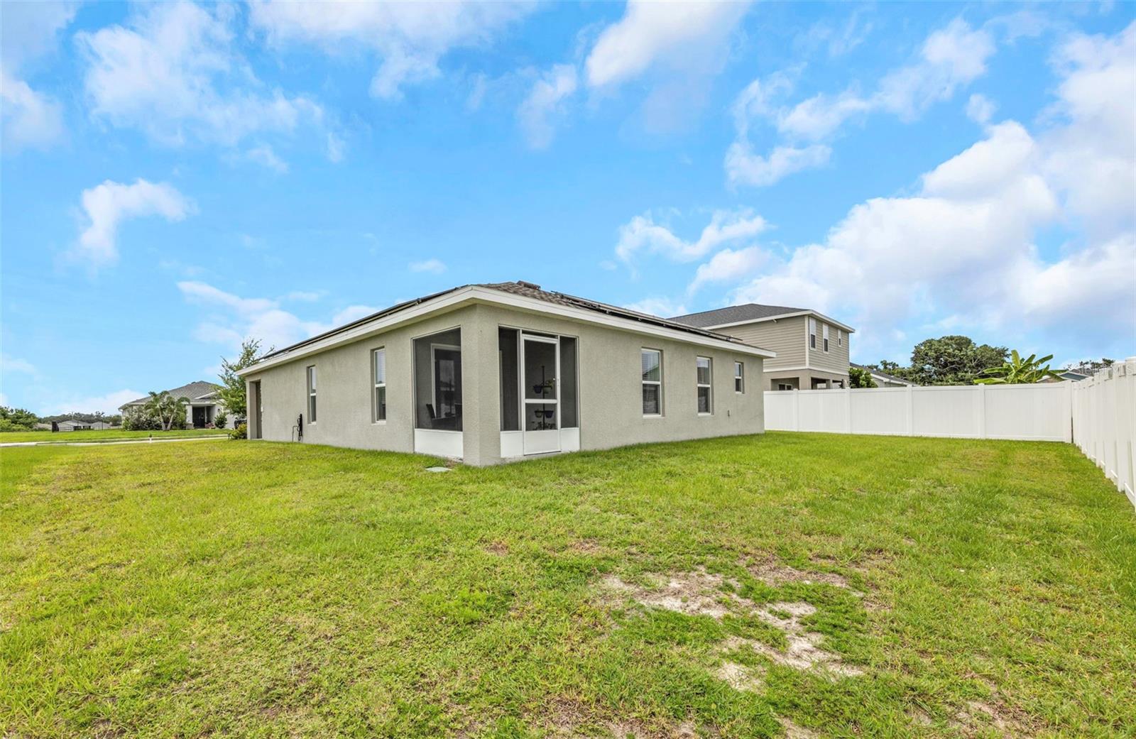 3127 58th Way E Property Photo 10