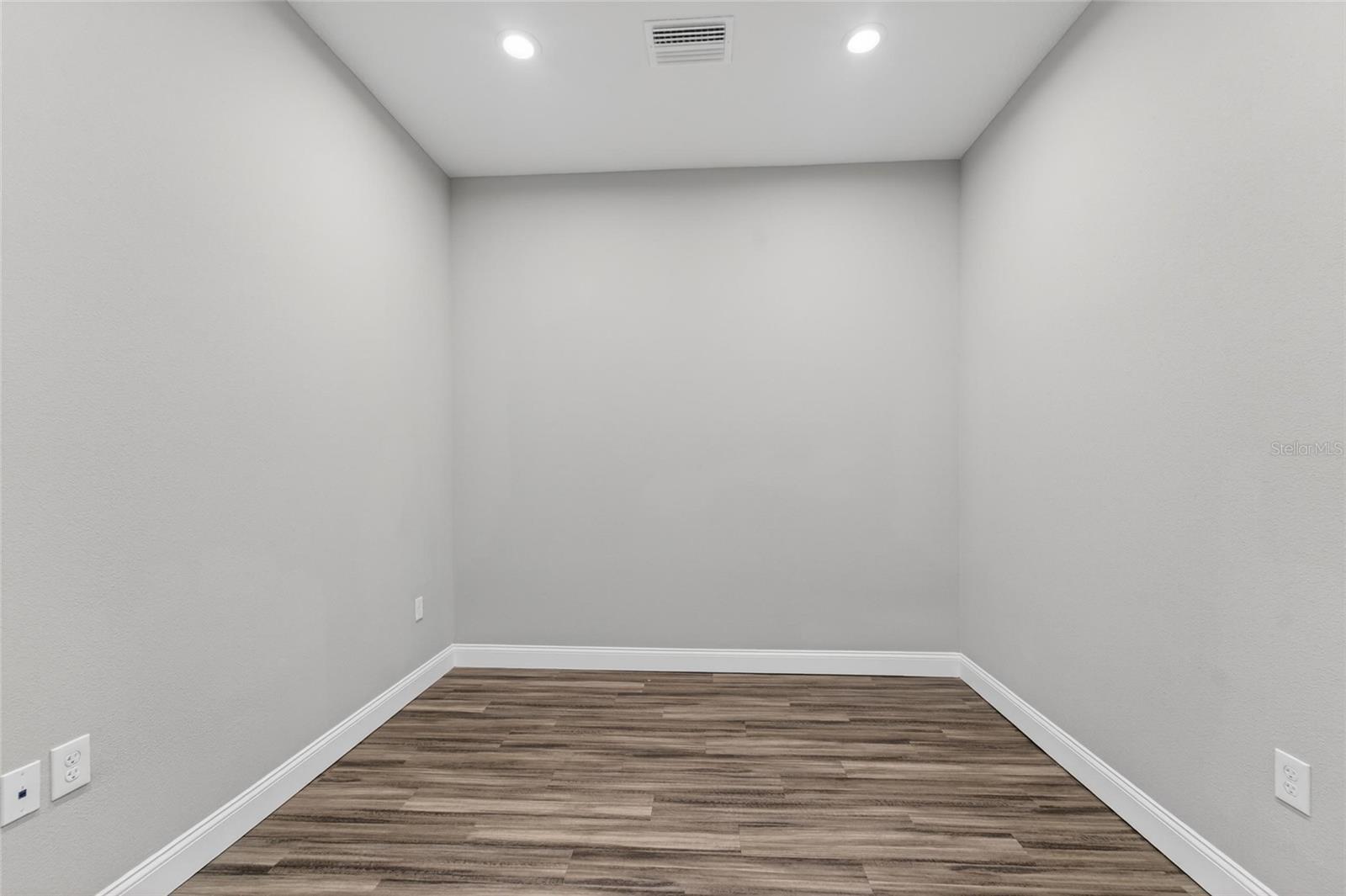 730 Cactus Ridge Cir #a Property Photo 17