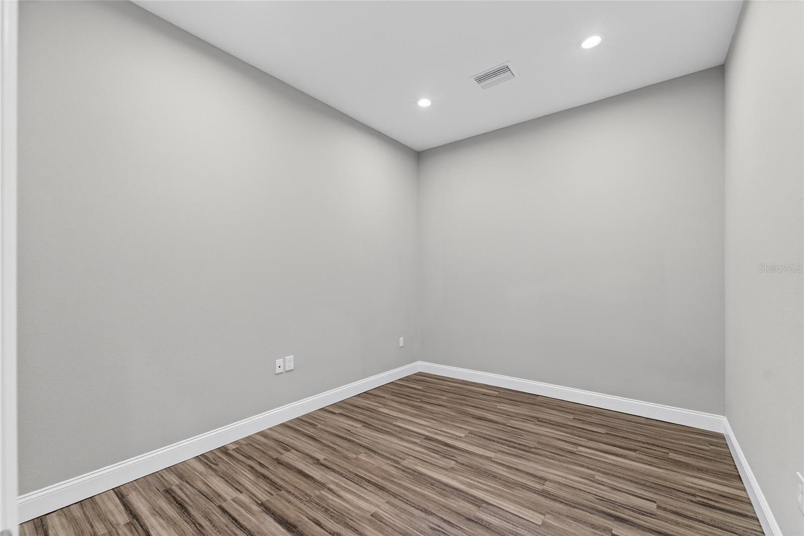 730 Cactus Ridge Cir #a Property Photo 18