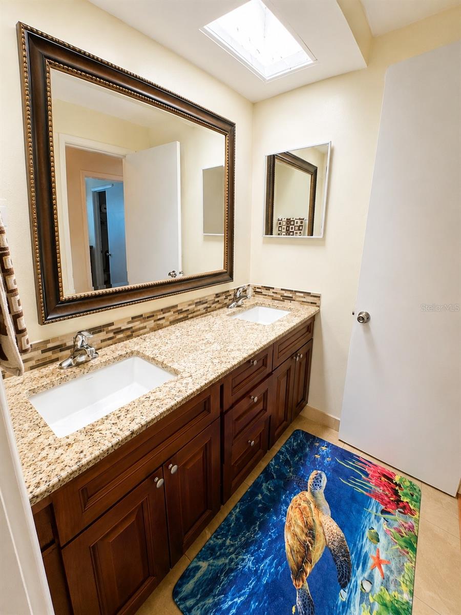3146 Carlos Dr Property Photo 16