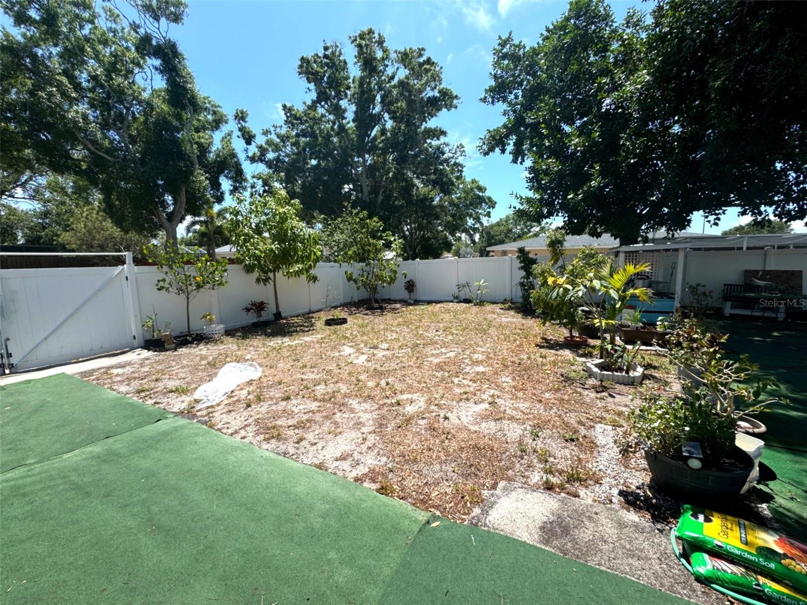 3146 Carlos Dr Property Photo 26