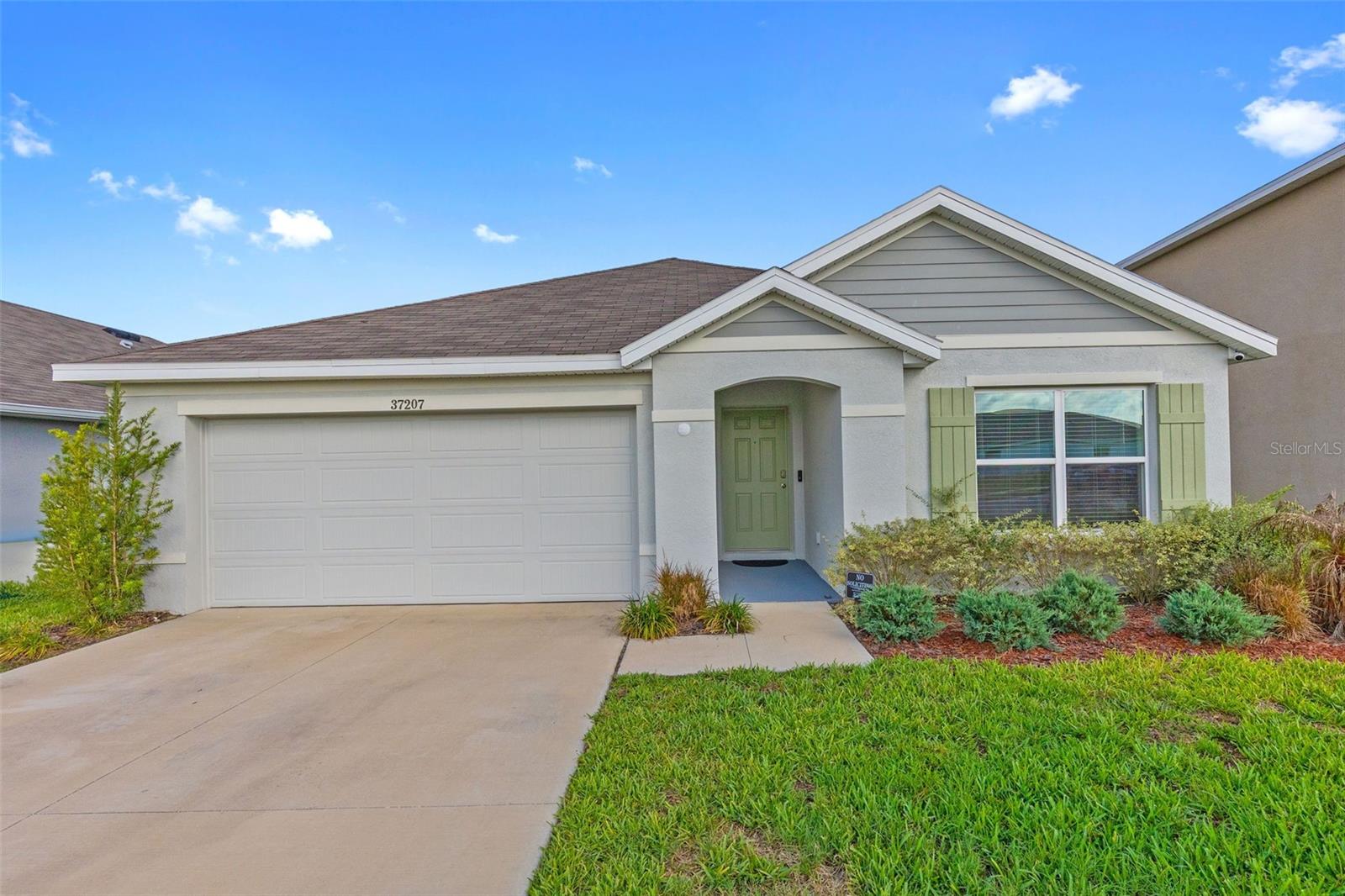 37207 Sharks Eye Ln Property Photo 1