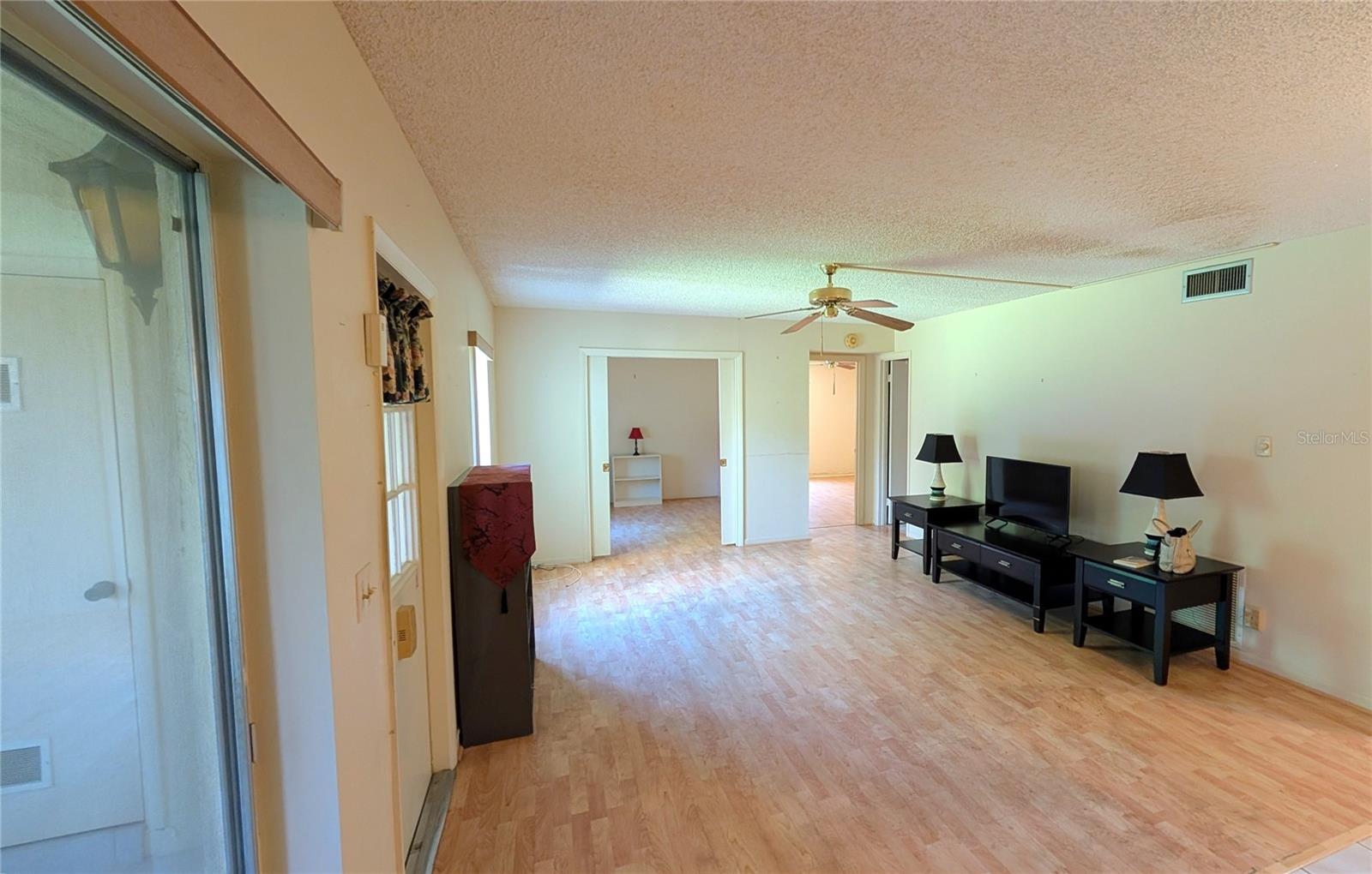 328 Pine Ridge Cir #c1 Property Photo 2