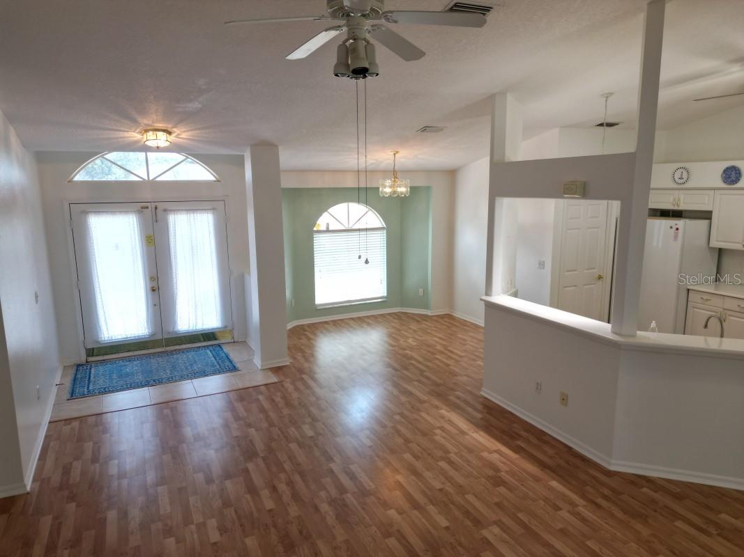 12125 Knotty Pine Loop Property Photo 7