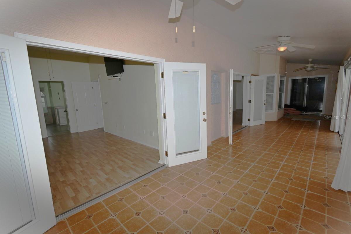 12125 Knotty Pine Loop Property Photo 27