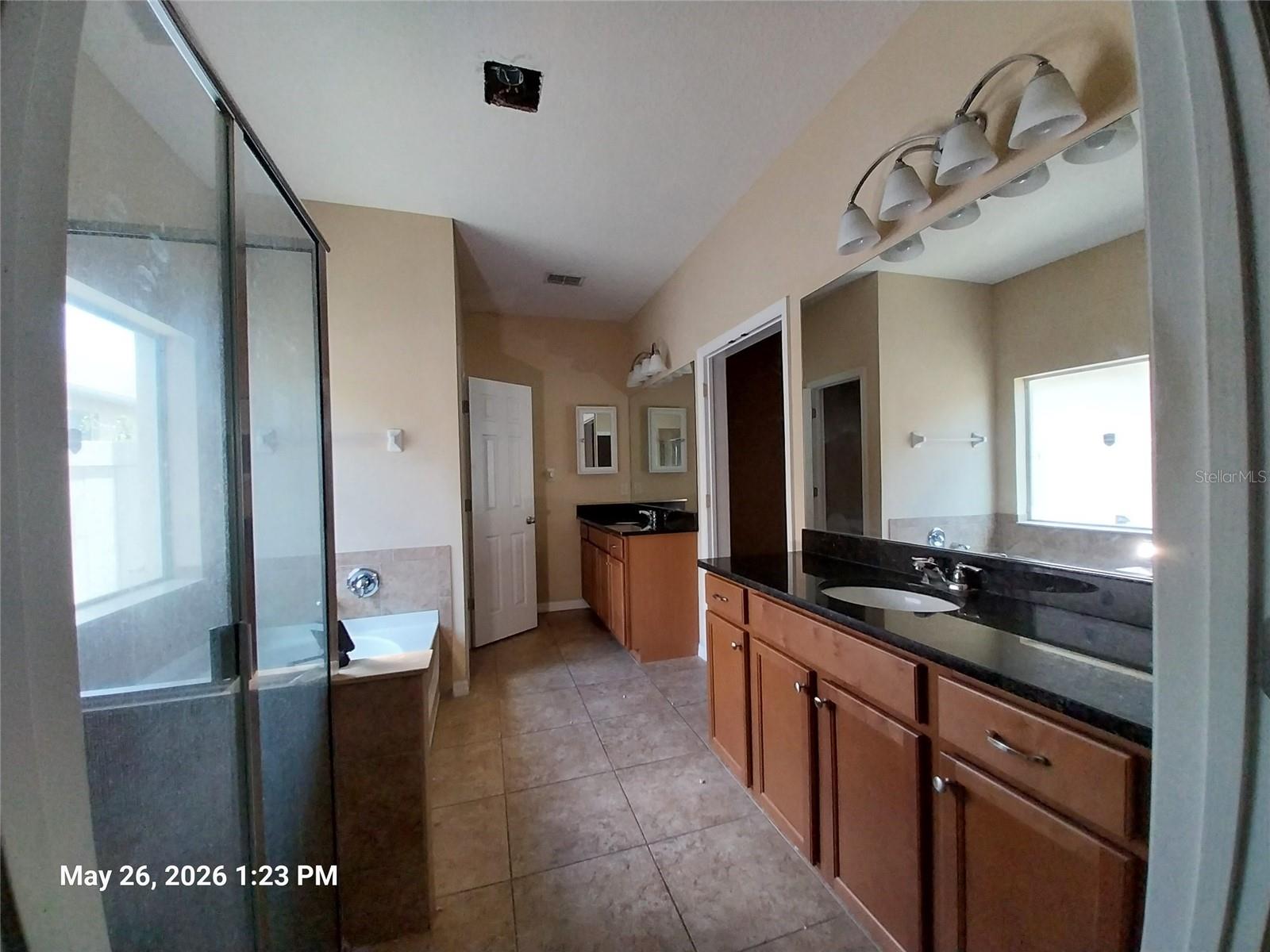 2228 Parrot Fish Dr Property Photo 6