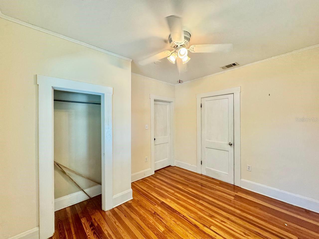1215 E Mohawk Ave Property Photo 6