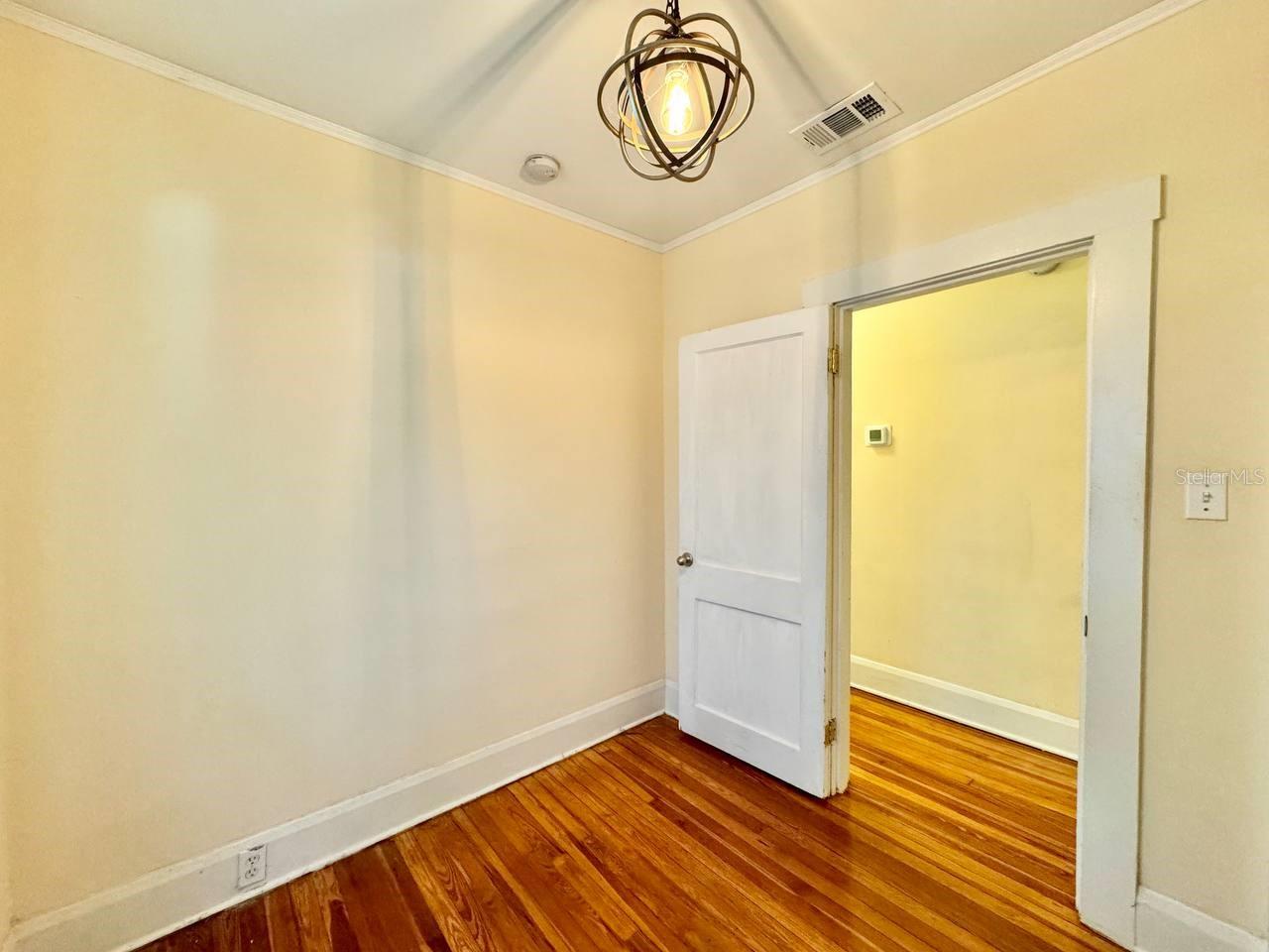 1215 E Mohawk Ave Property Photo 11