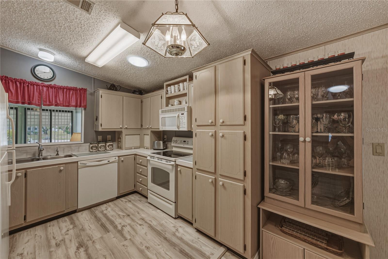 35921 Tanda Cir Property Photo 11