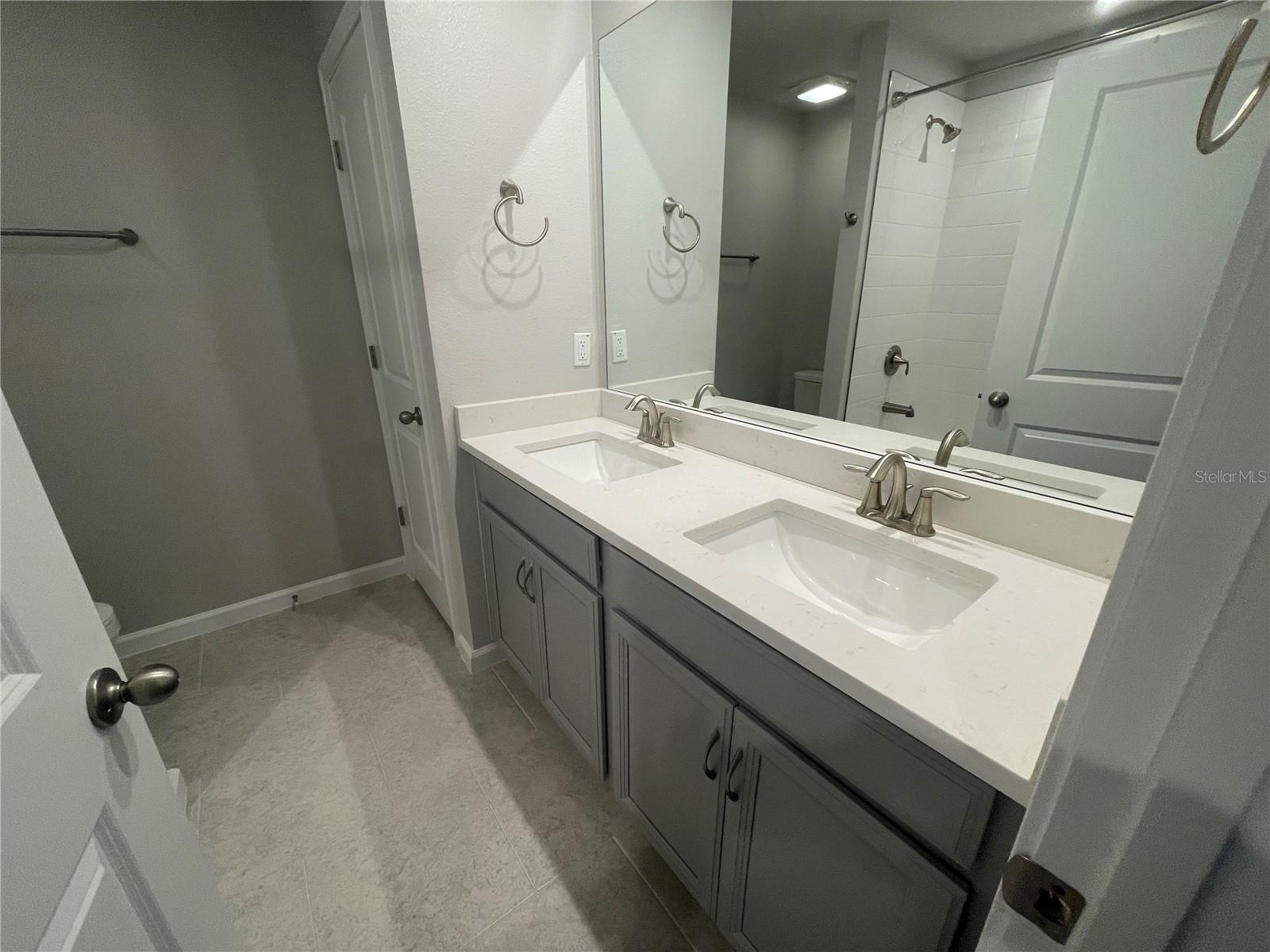 26068 Woven Wicker Bnd Property Photo 28