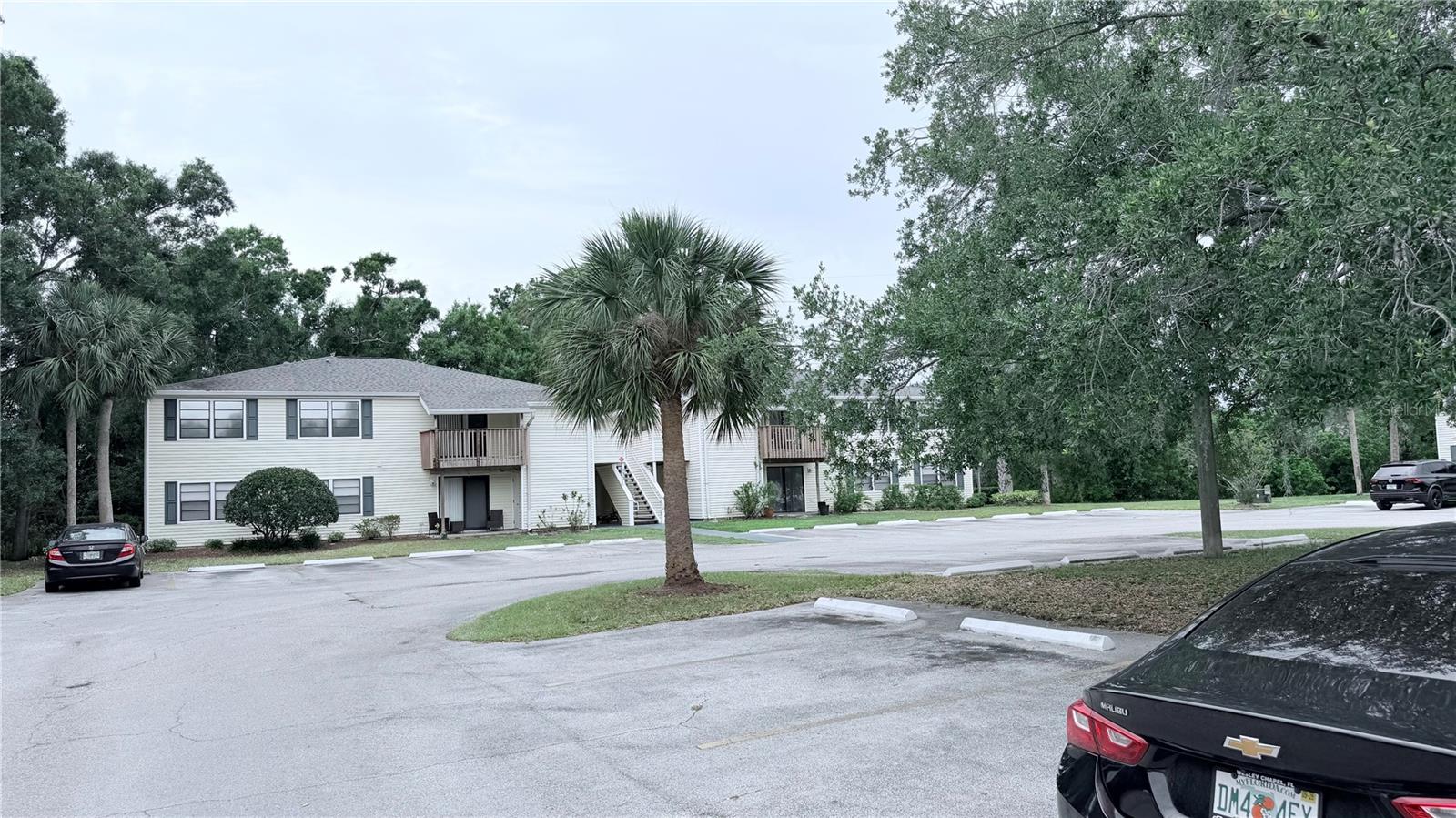 131 Sabal Ct #e Property Photo 3