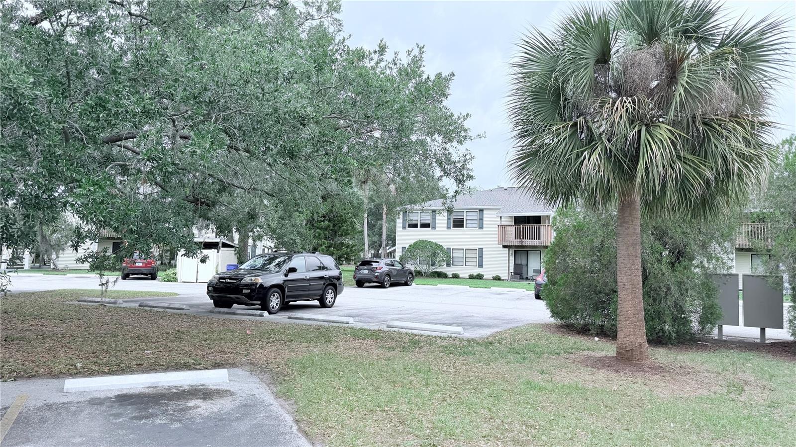 131 Sabal Ct #e Property Photo 18