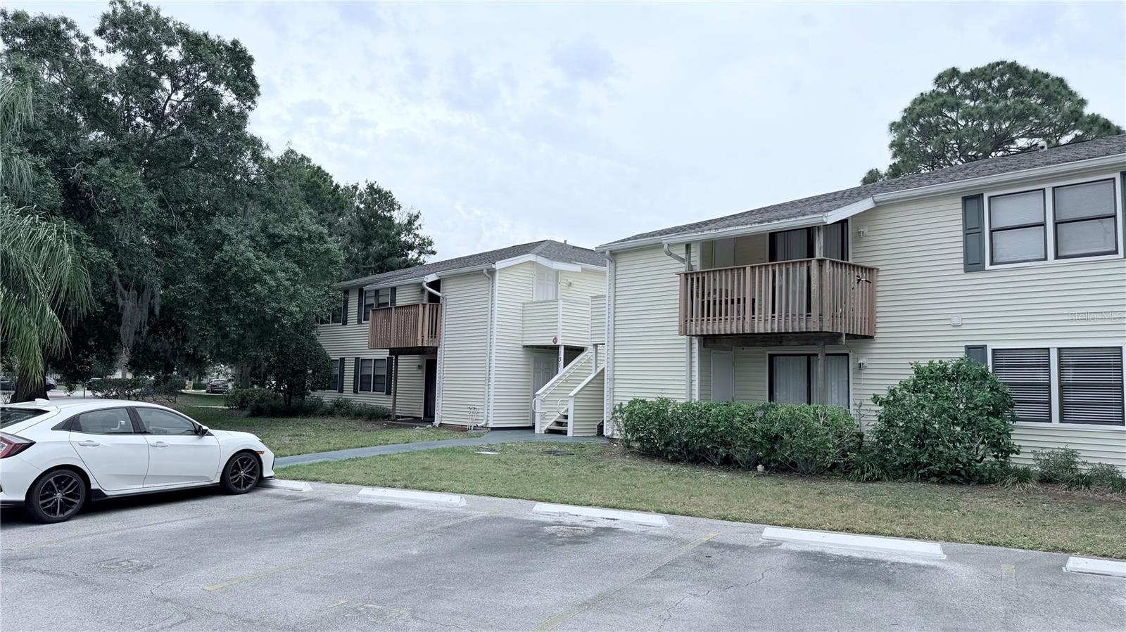 131 Sabal Ct #e Property Photo 20