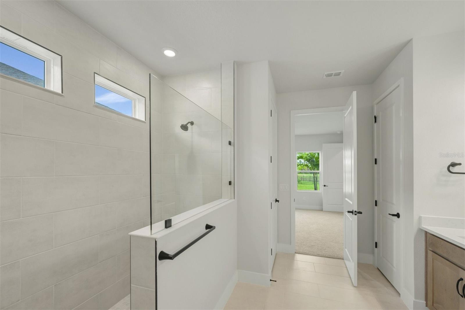 10665 Crescent Creek Xing Property Photo 13