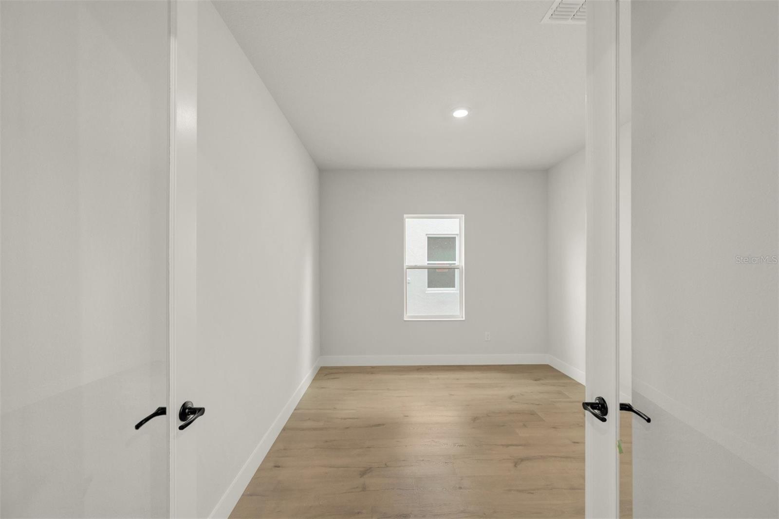 10665 Crescent Creek Xing Property Photo 15