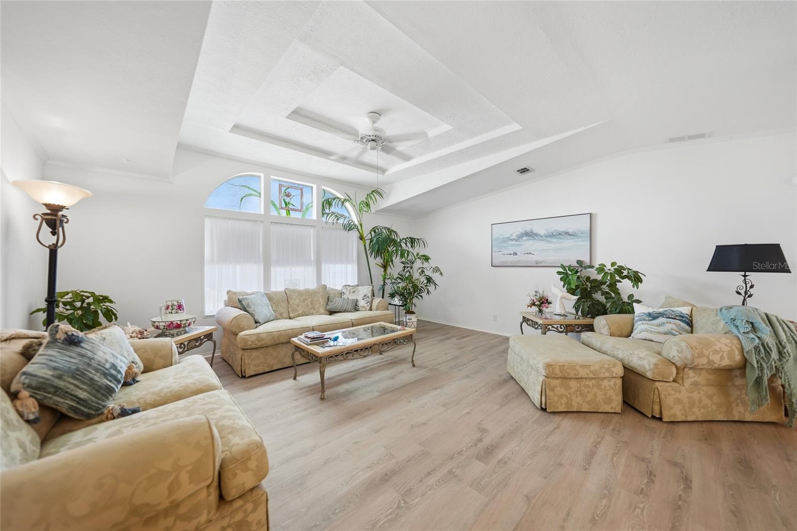 600 Woodwyn Ct Property Photo 7