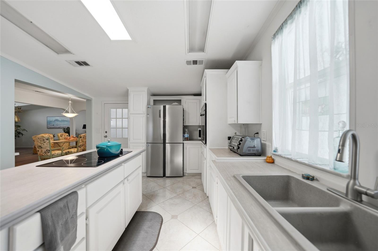 600 Woodwyn Ct Property Photo 11