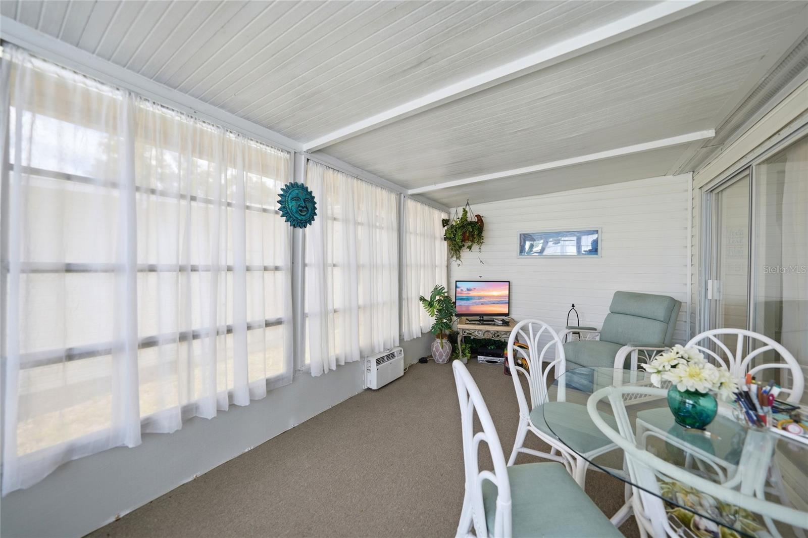 600 Woodwyn Ct Property Photo 16