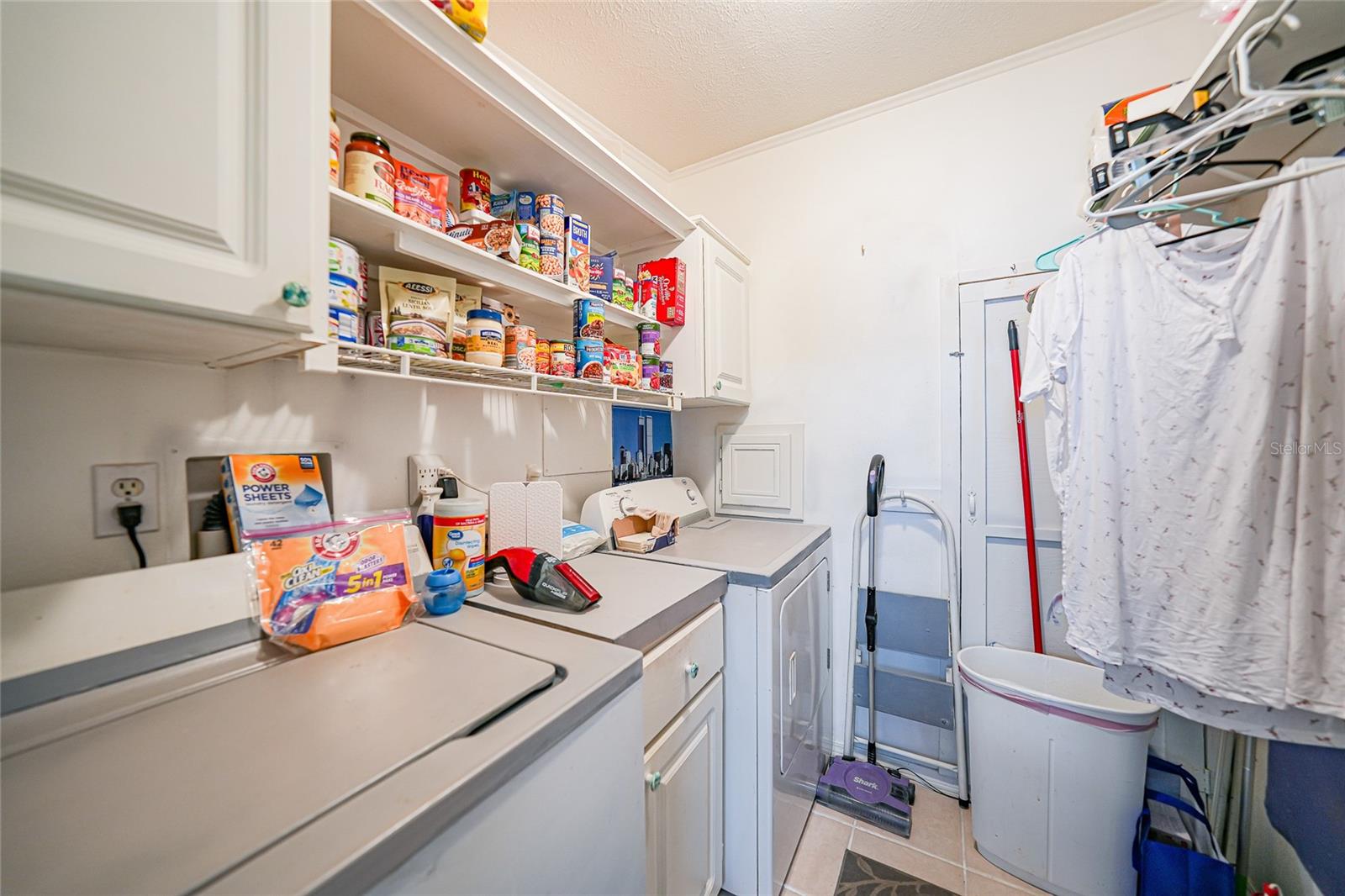 600 Woodwyn Ct Property Photo 28