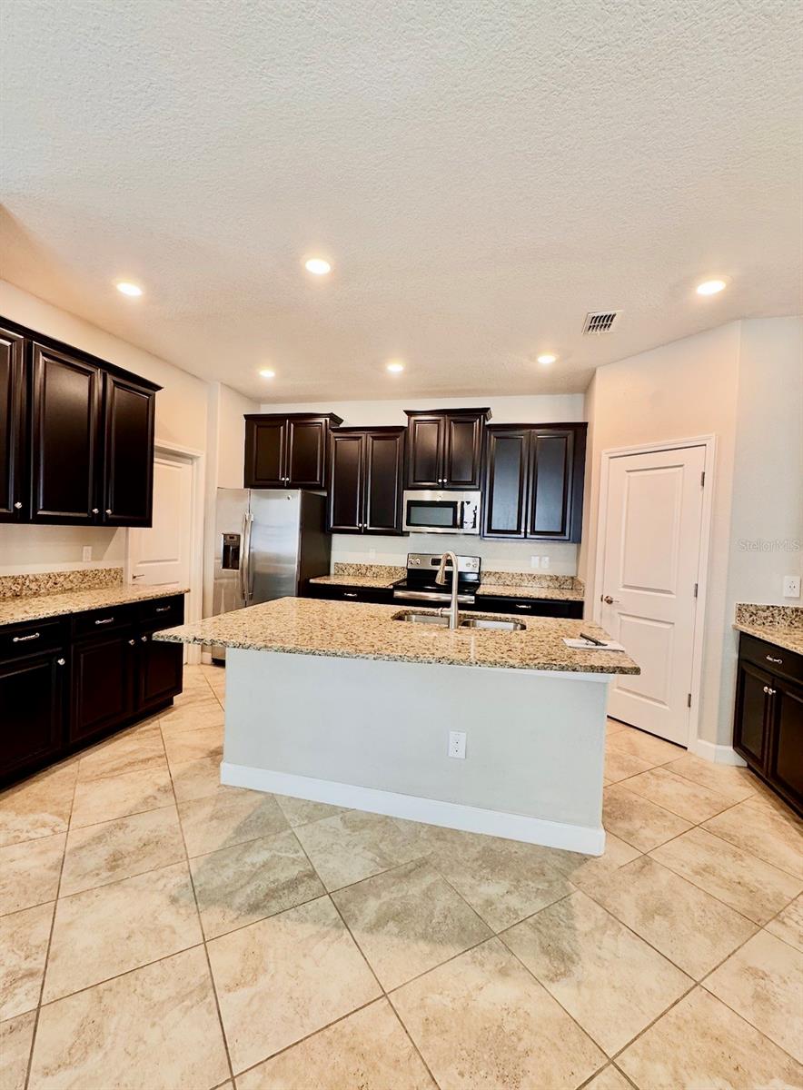 14023 Tropical Kingbird Way Property Photo 11