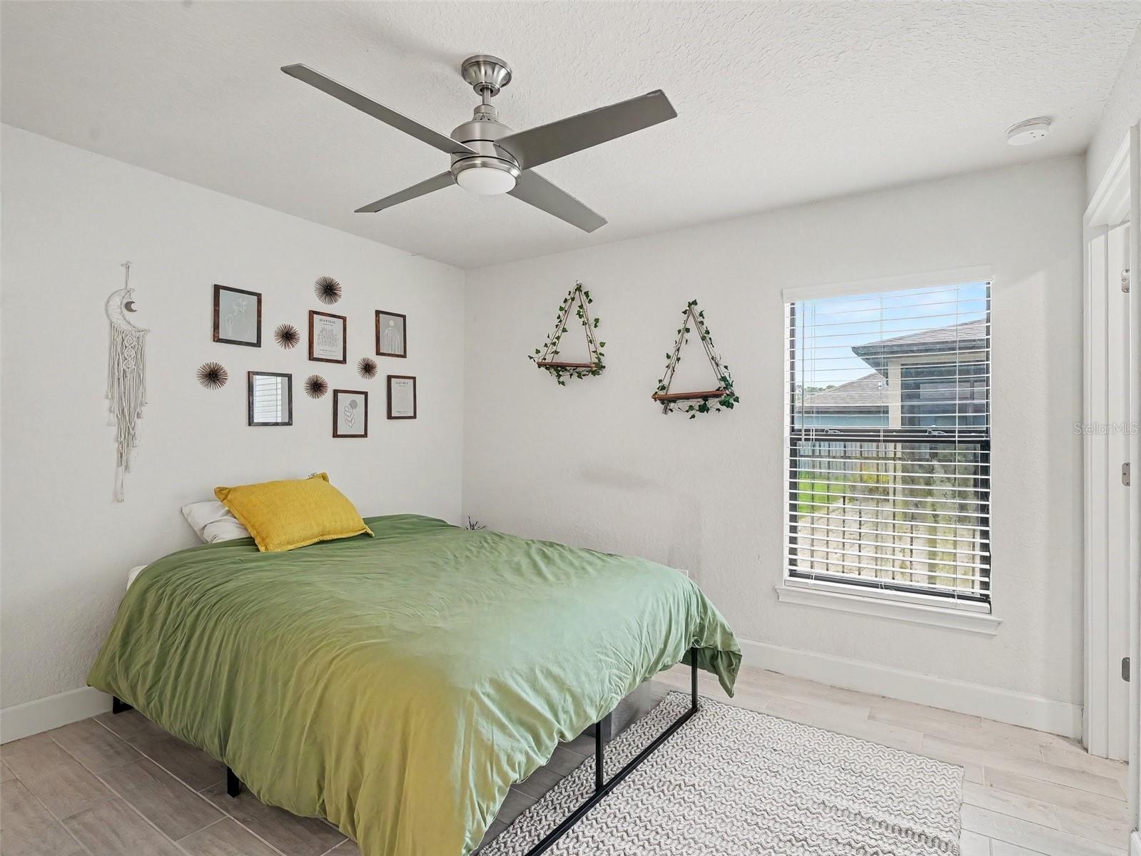 16137 61st Ln E Property Photo 18