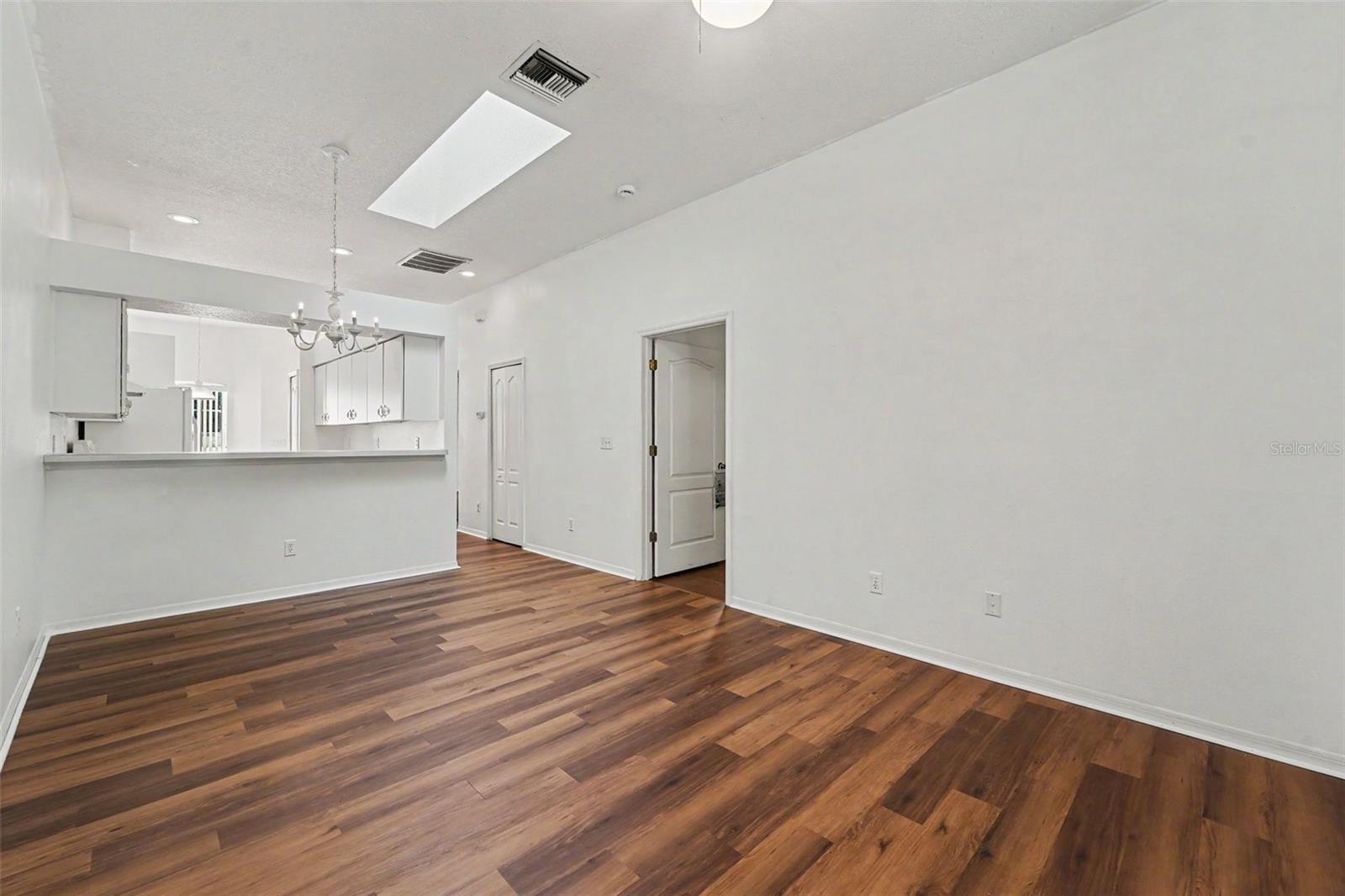 12514 Hollybrook Ln Property Photo 11