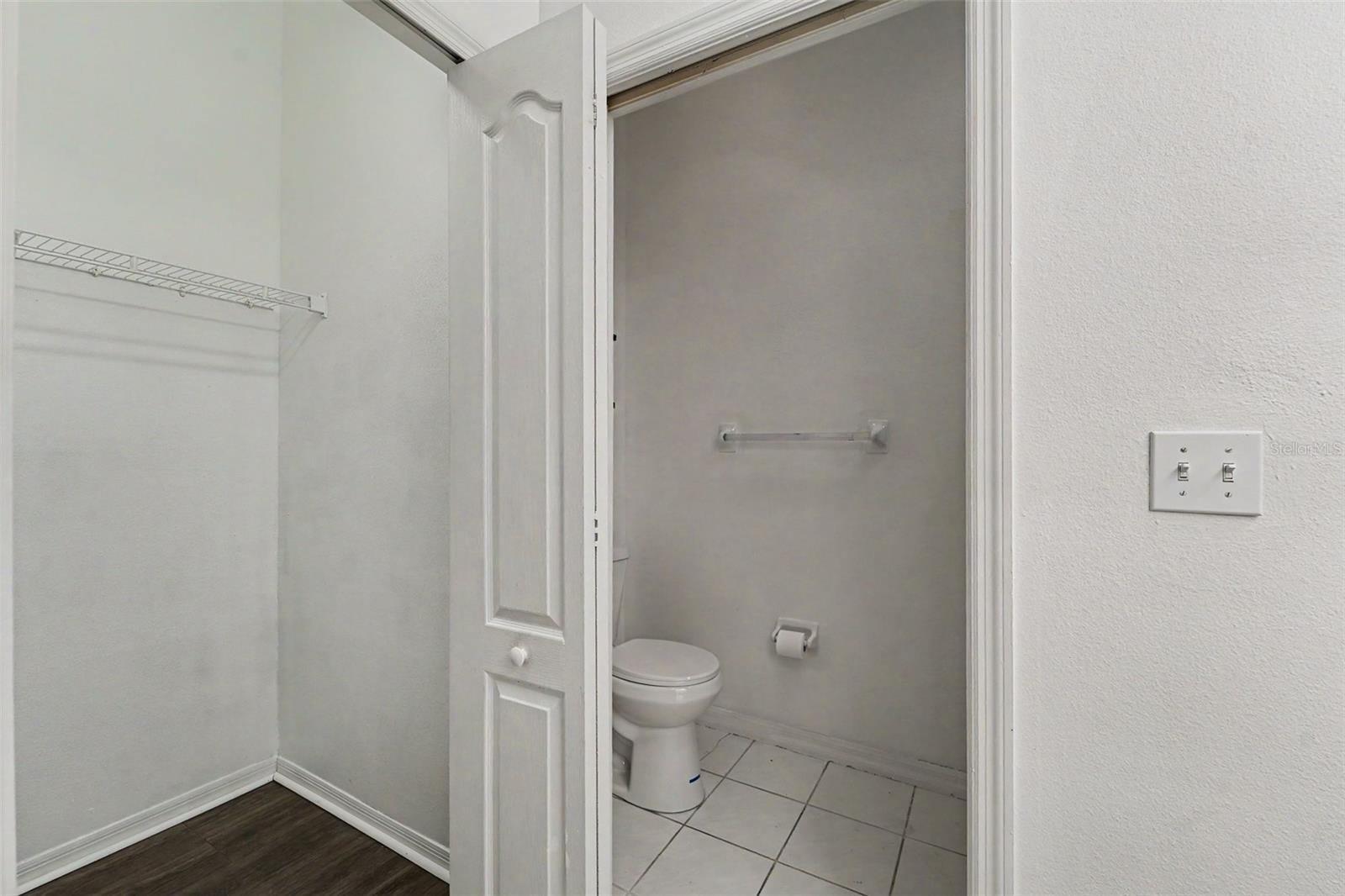 12514 Hollybrook Ln Property Photo 26