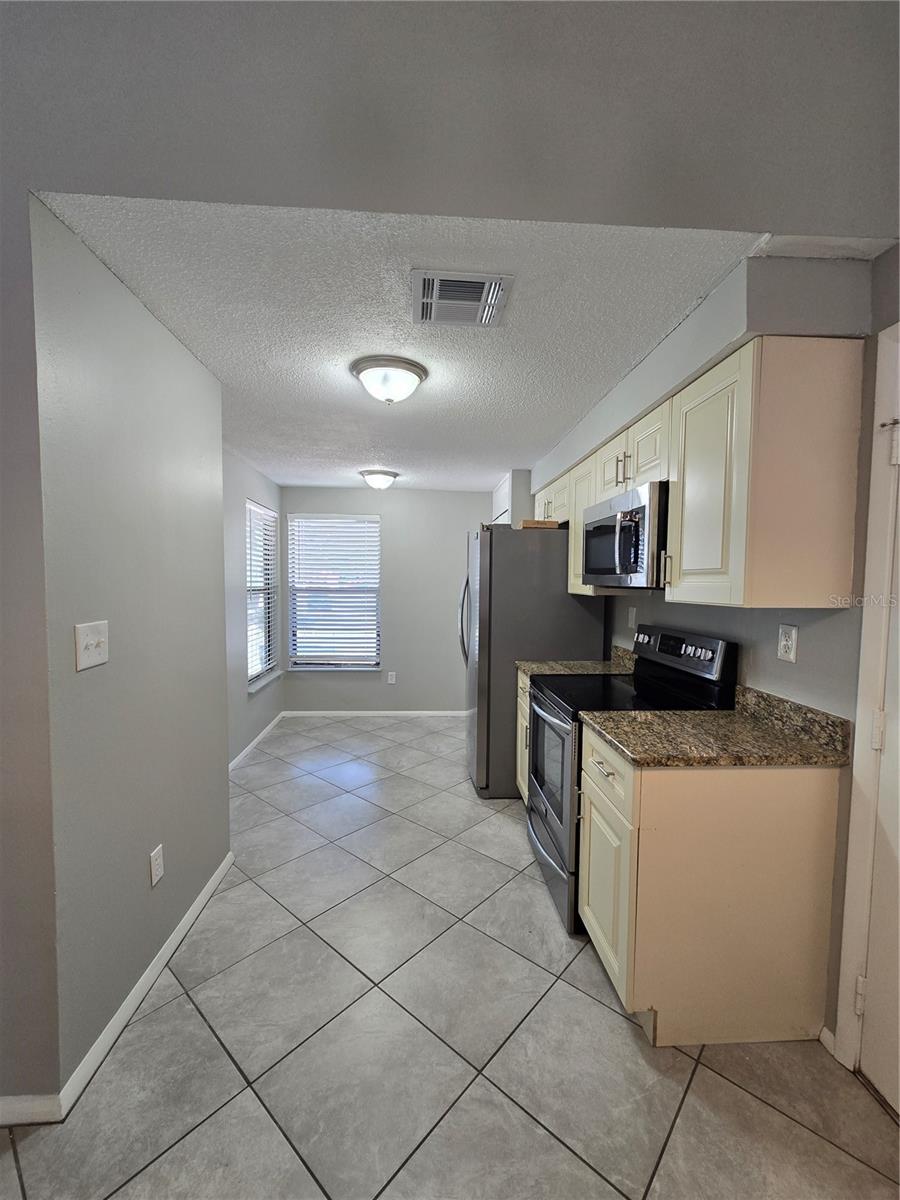 787 Arthurs Court Property Photo 12