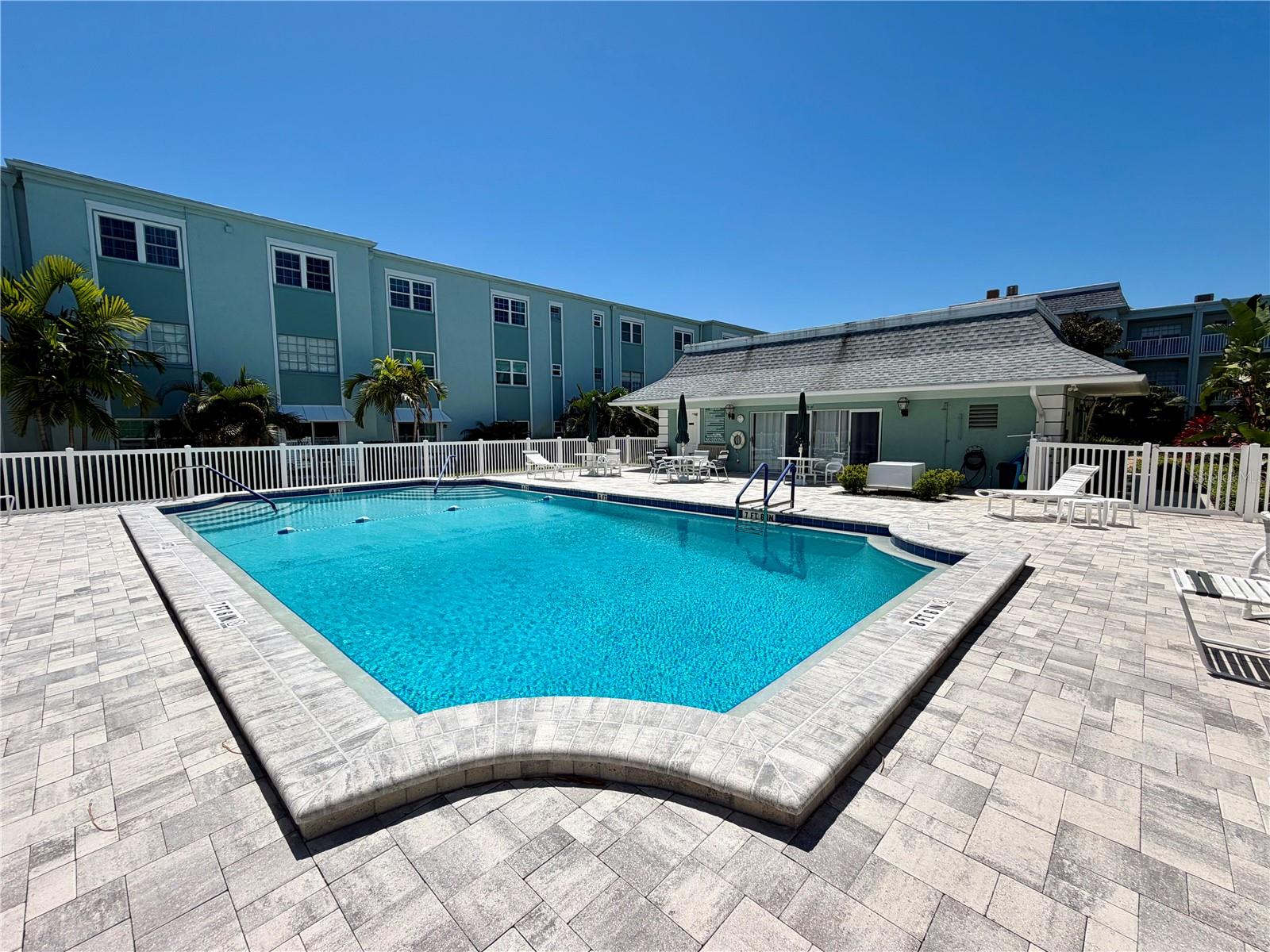 1706 Belleair Forest Dr #244 Property Photo 29