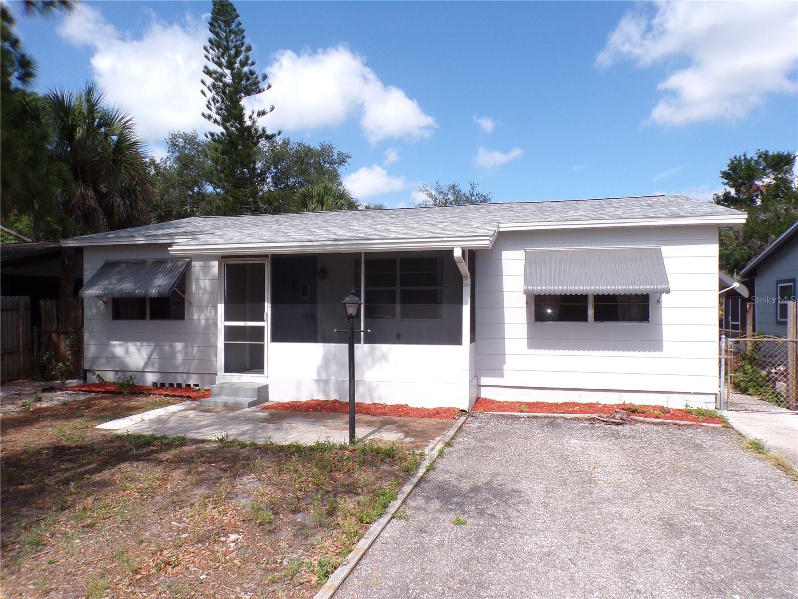 4402 73rd St N Property Photo 1