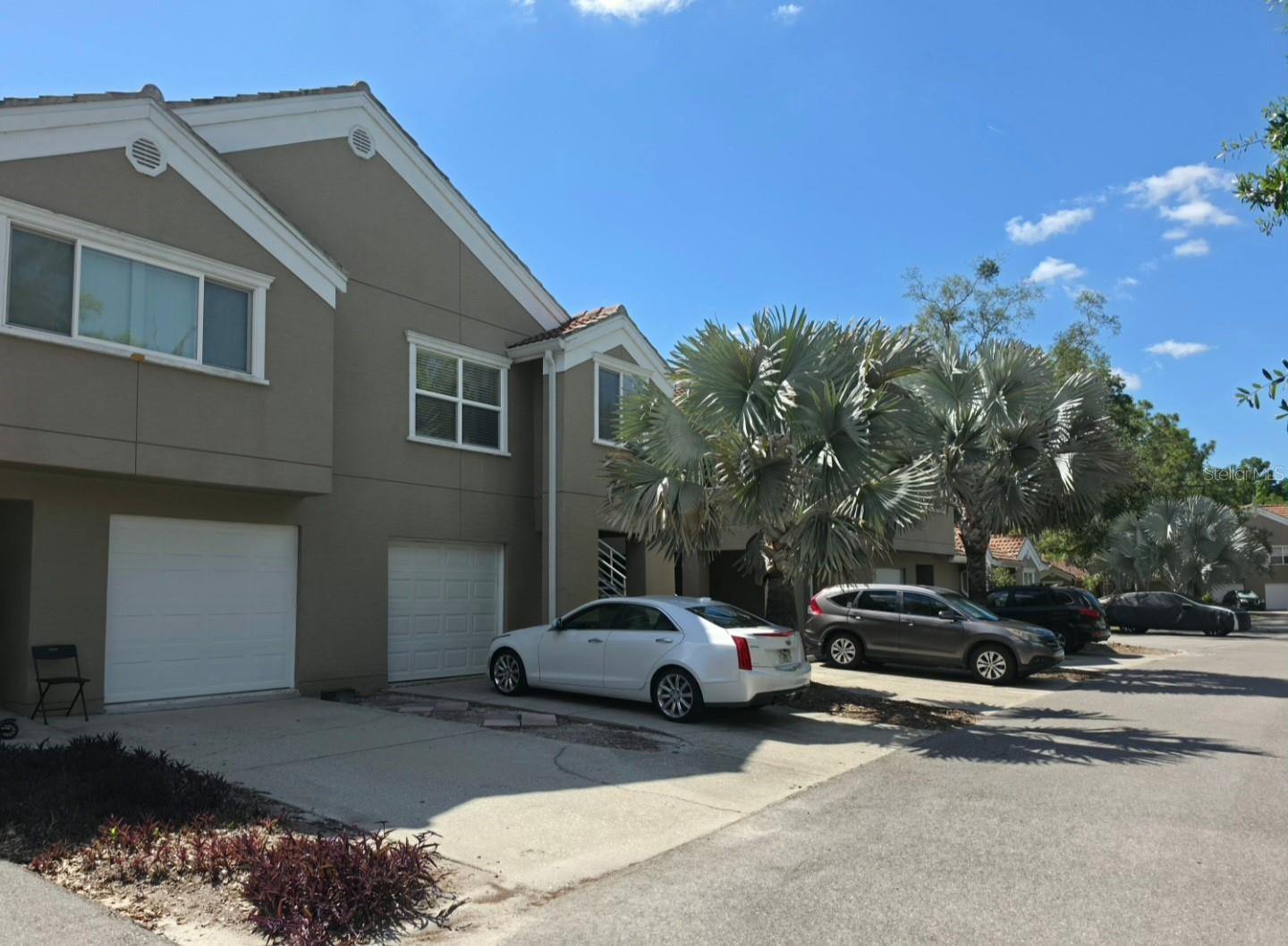 15215 Amberly Dr #907 Property Photo 2