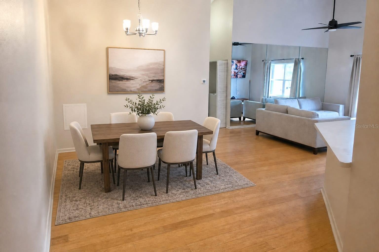 15215 Amberly Dr #907 Property Photo 6