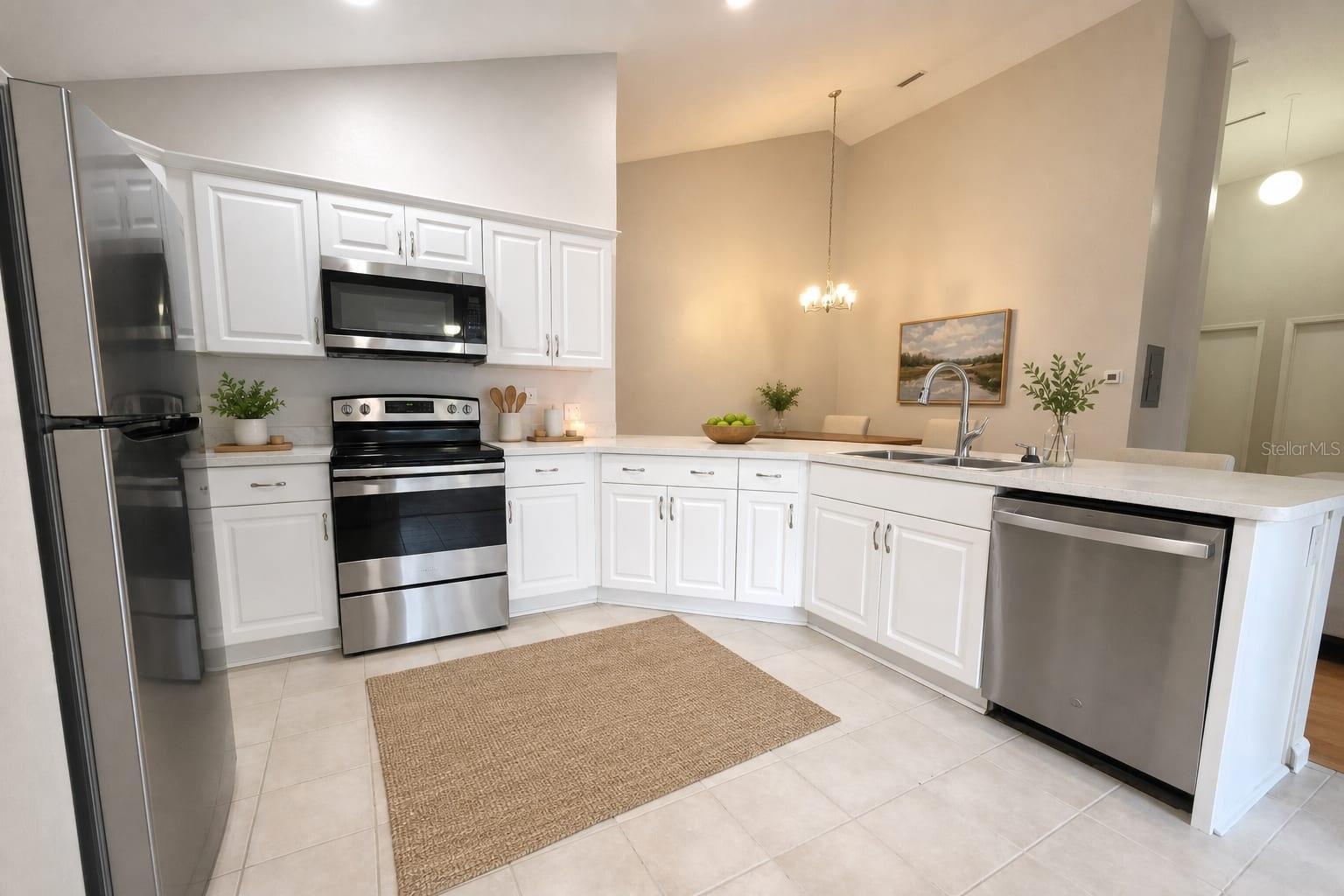 15215 Amberly Dr #907 Property Photo 10