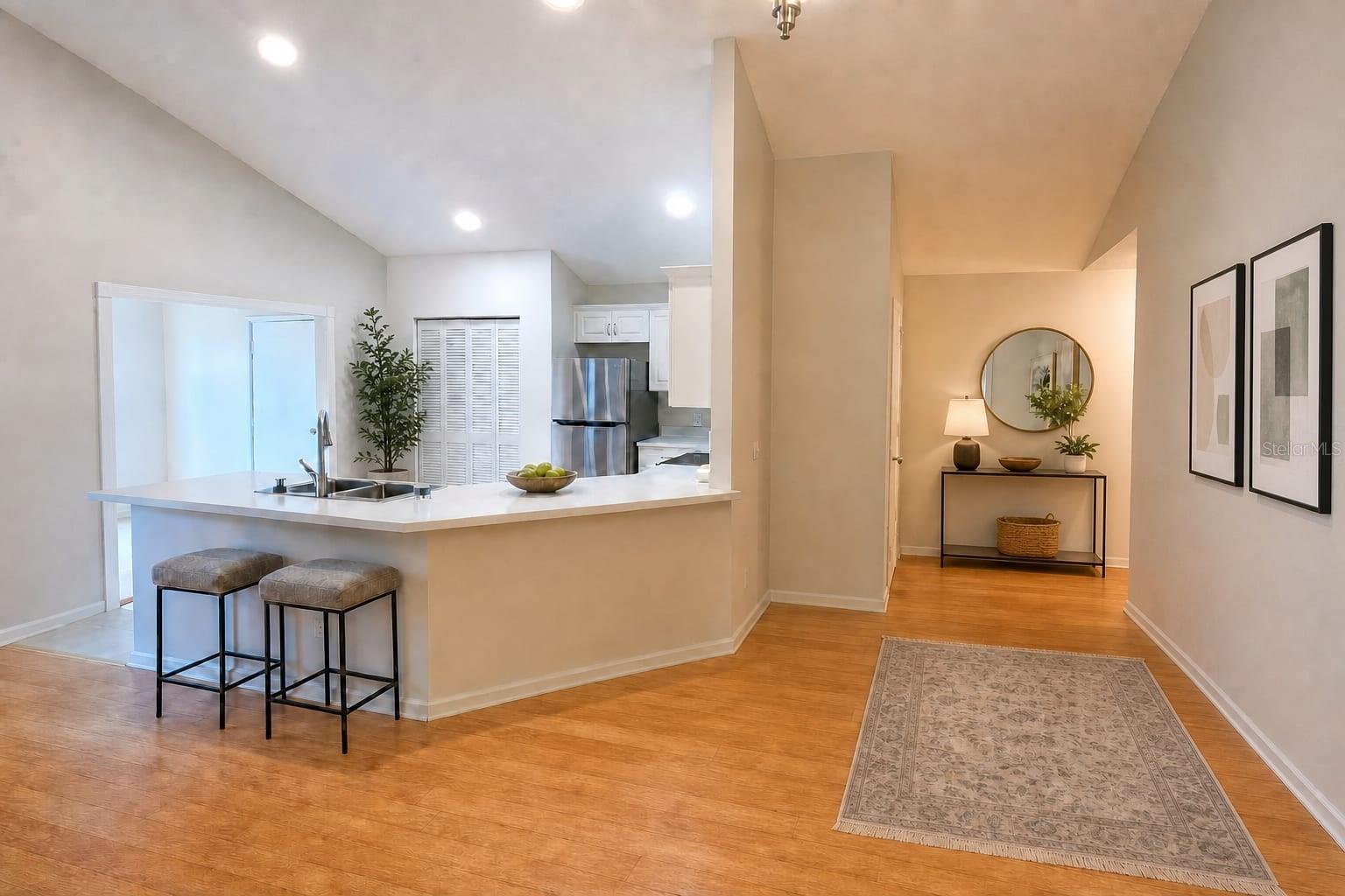 15215 Amberly Dr #907 Property Photo 13